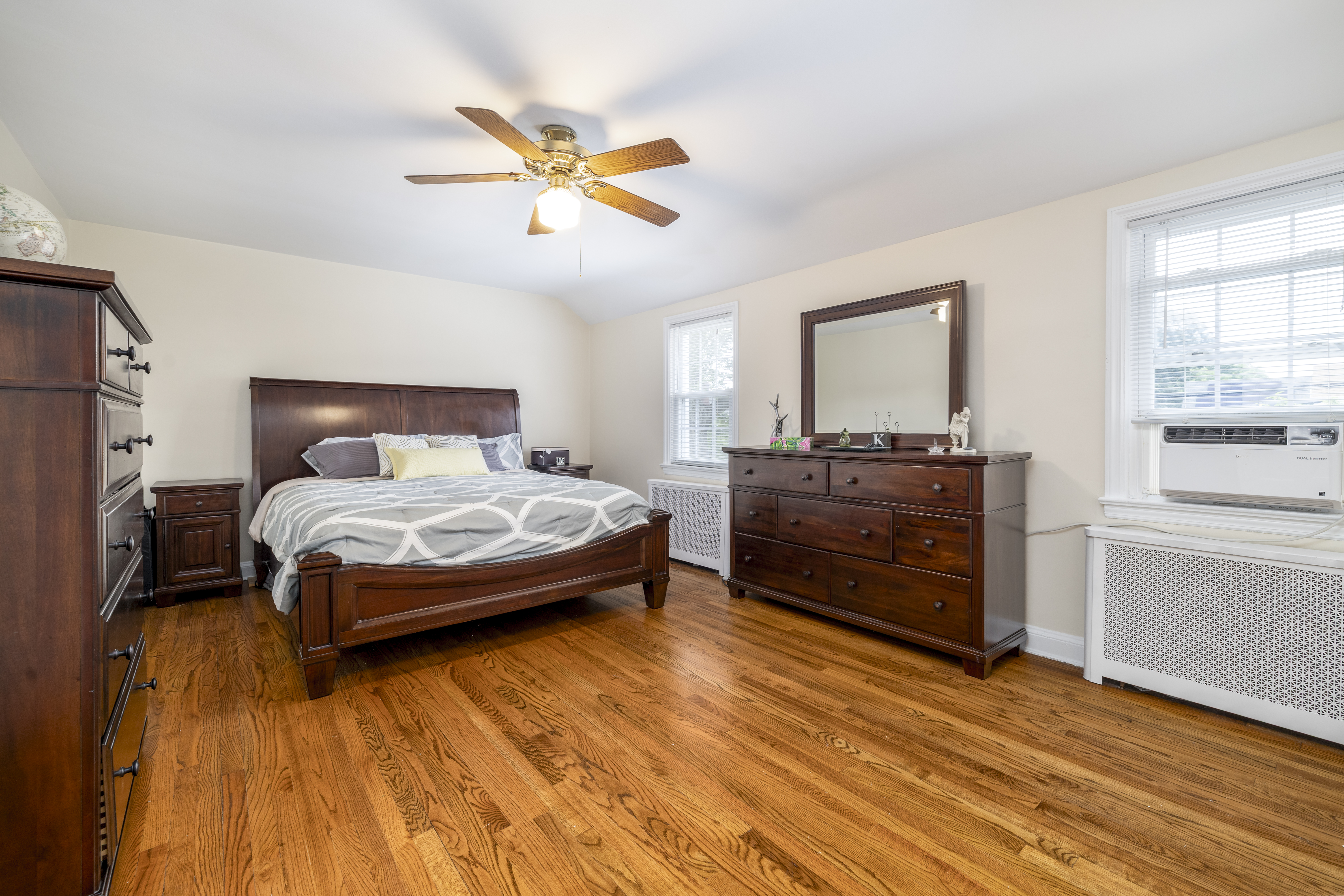  41 Hart Street, Lynbrook, NY 11563 - 物件實景