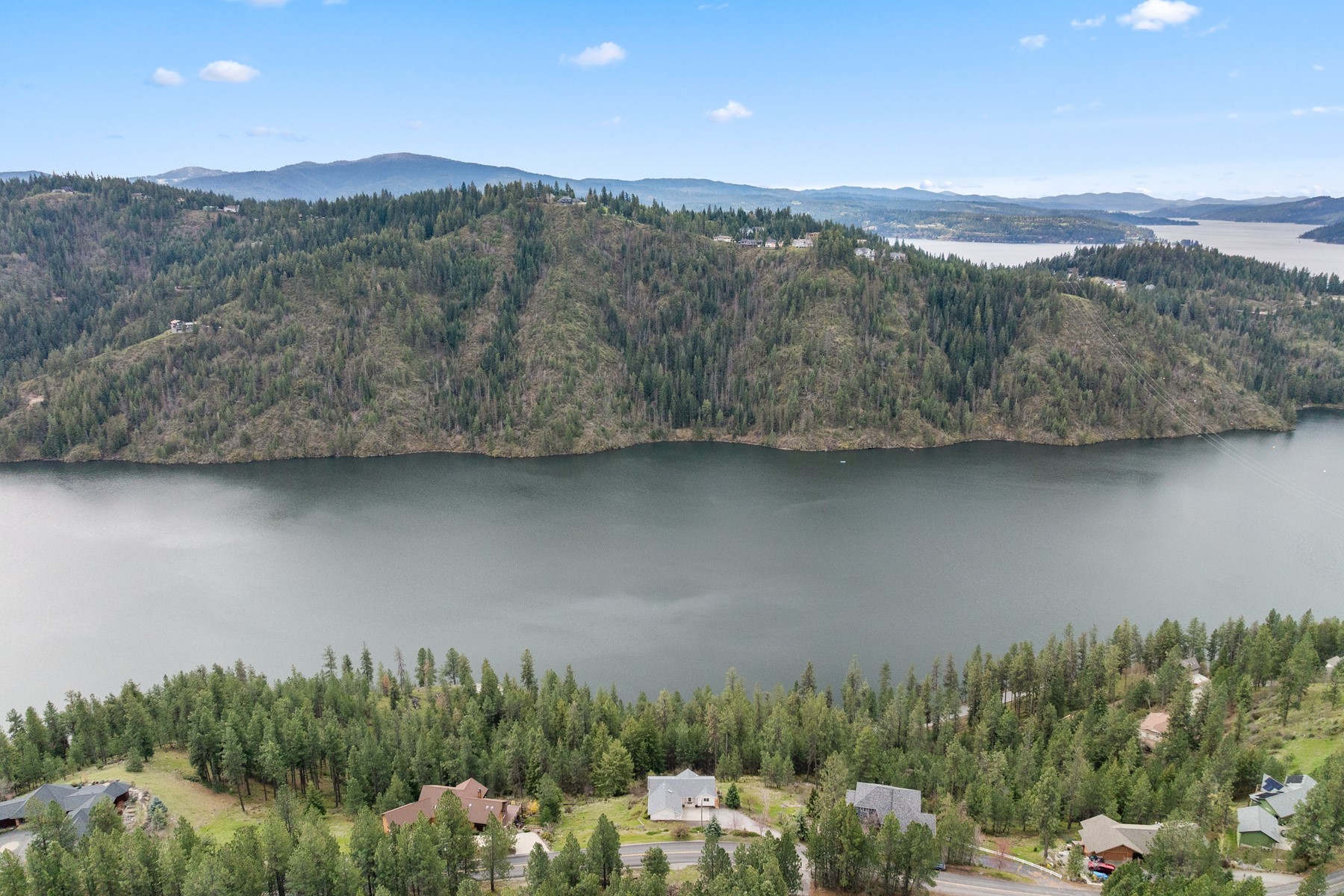  Fernan Hill Home with Amazing Lake Views - 物件實景