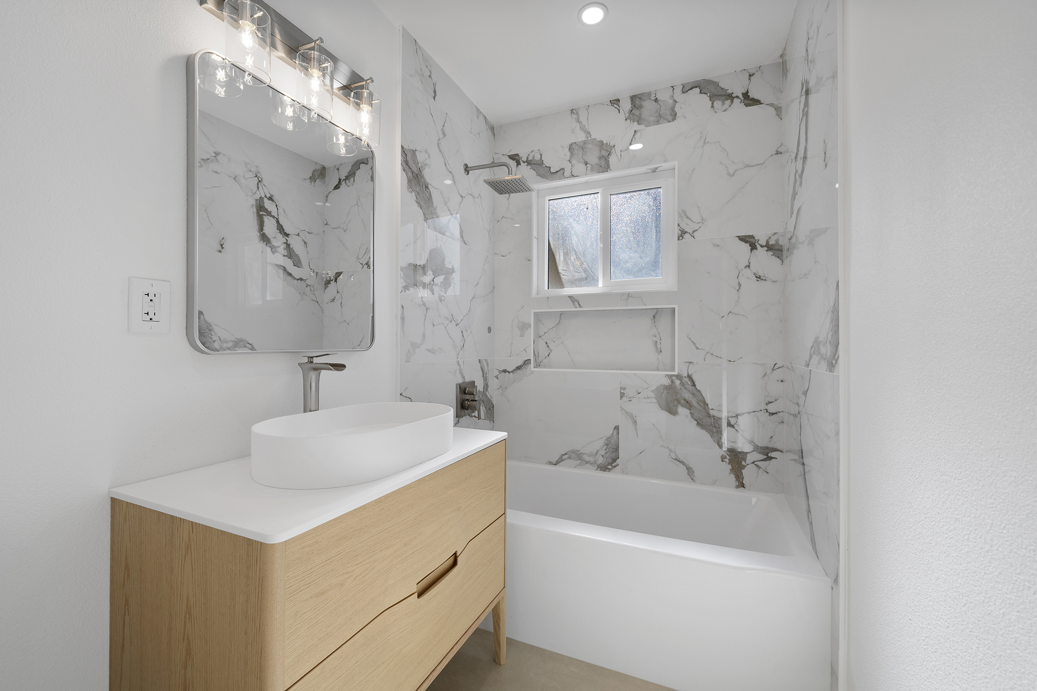 Riverside, California, 92503, United States, 3 Bedrooms Bedrooms, ,2 BathroomsBathrooms,Residential,For Sale,2015338