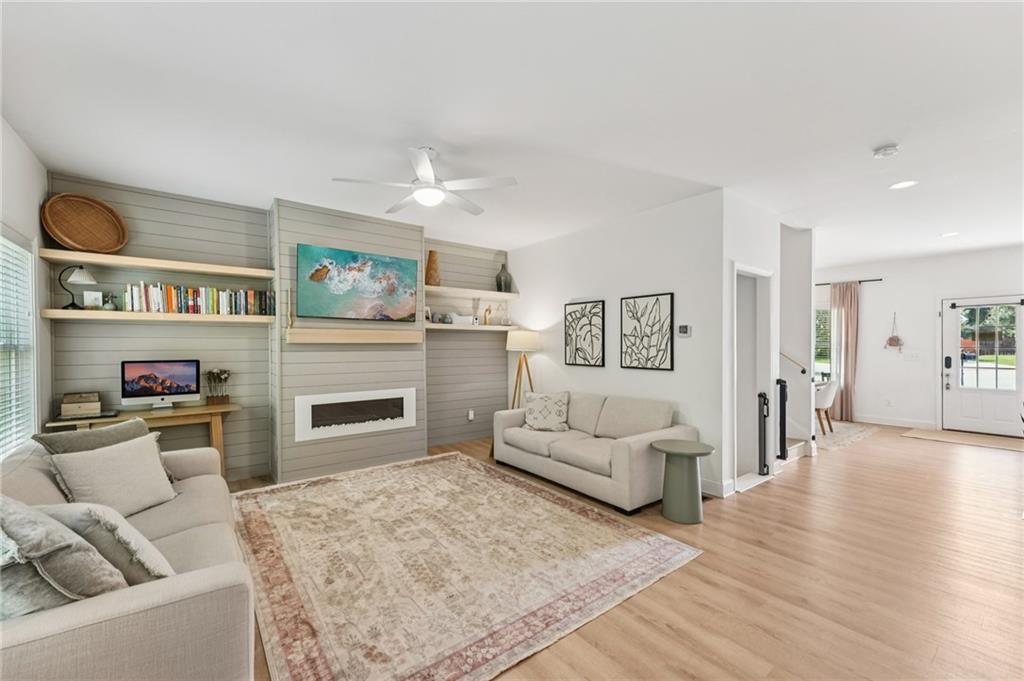 Canton, Georgia, 30114, United States, 6 Bedrooms Bedrooms, ,4 BathroomsBathrooms,Residential,For Sale,1978205