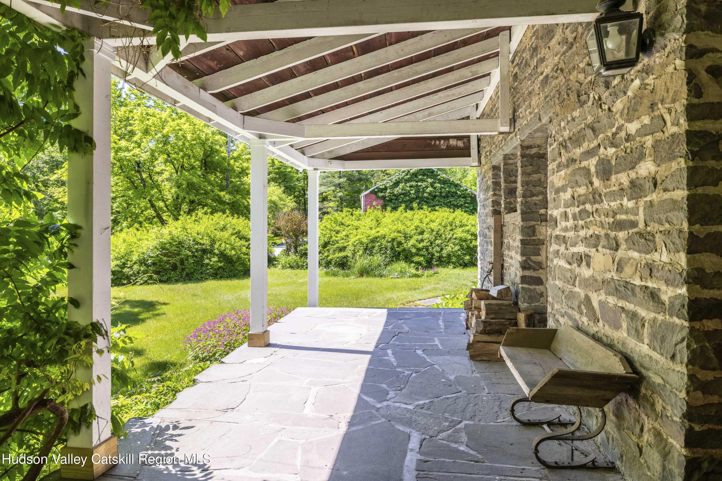 Saugerties, New York, 12477, United States, 2 Bedrooms Bedrooms, ,2 BathroomsBathrooms,Residential,For Sale,1827132