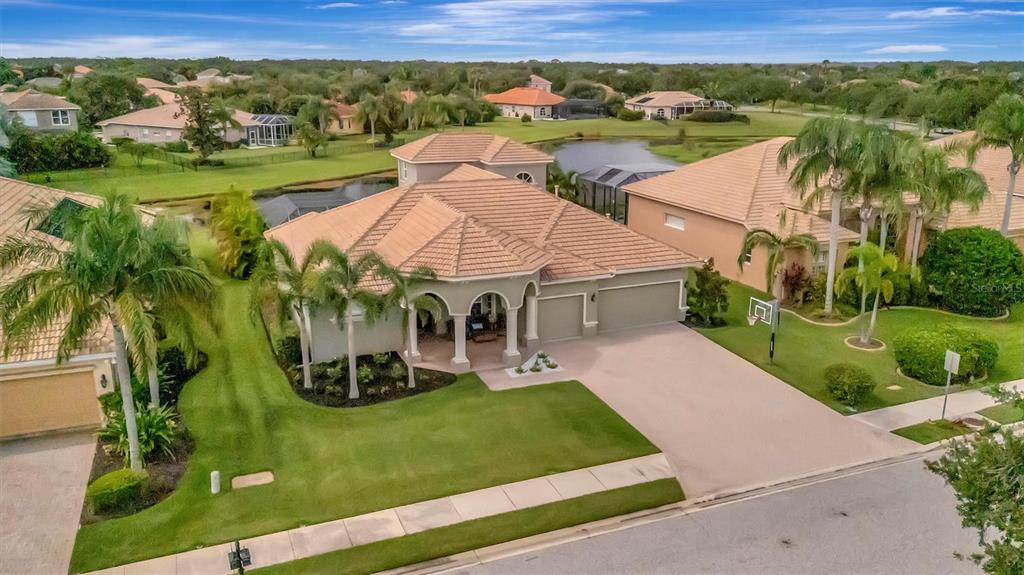 Bradenton, Florida, 34212, United States, 3 Bedrooms Bedrooms, ,4 BathroomsBathrooms,Residential,For Sale,1910869