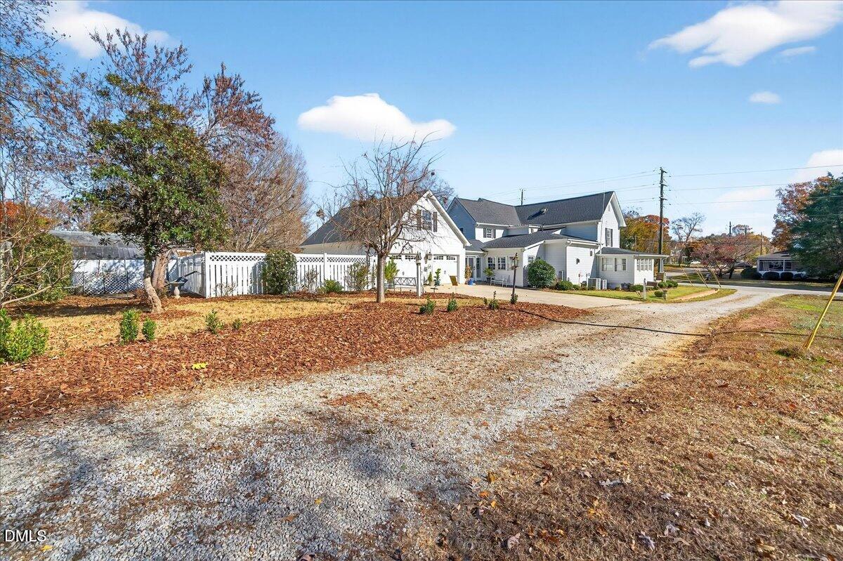 Youngsville, North Carolina, 27596, United States, 3 Bedrooms Bedrooms, ,3 BathroomsBathrooms,Residential,For Sale,1990196