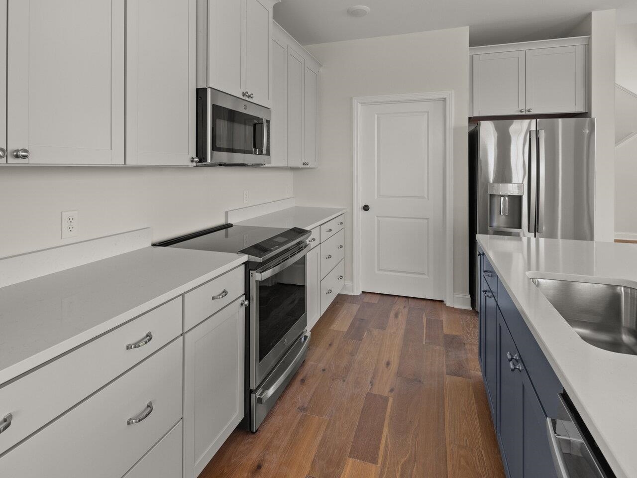 South Burlington, Vermont, 05403, United States, 3 Bedrooms Bedrooms, ,2 BathroomsBathrooms,Residential,For Sale,1838208