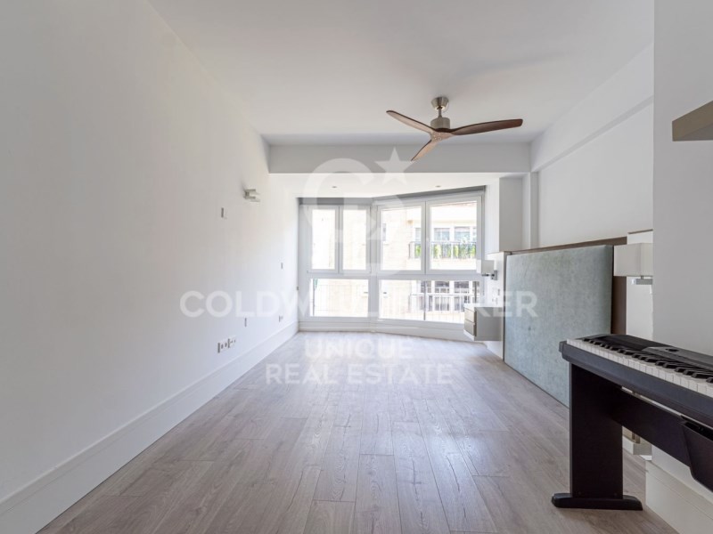 Madrid, Comunidad de Madrid, ES, 3 Bedrooms Bedrooms, ,4 BathroomsBathrooms,Residential,For Sale,1848919