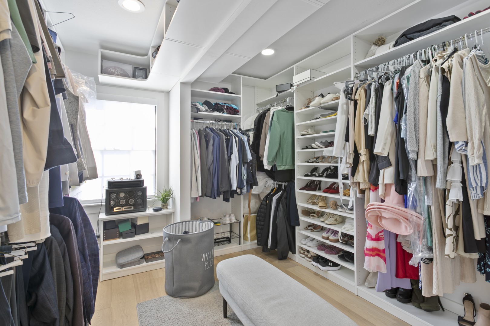 Tampa, Florida, 33629, United States, 4 Bedrooms Bedrooms, ,5 BathroomsBathrooms,Residential,For Sale,2010401