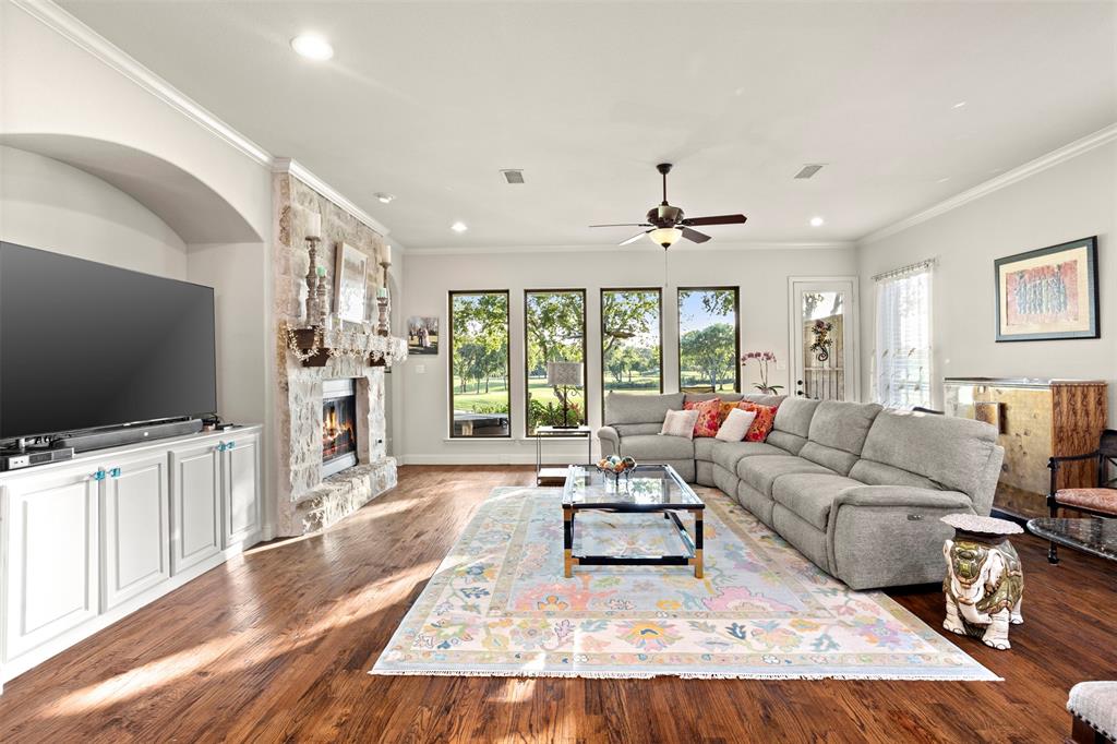 Garland, Texas, 75044, United States, 4 Bedrooms Bedrooms, ,3 BathroomsBathrooms,Residential,For Sale,1962973