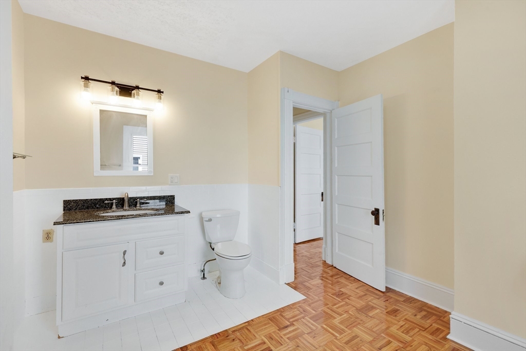 Springfield, Massachusetts, 01108, United States, 7 Bedrooms Bedrooms, ,2 BathroomsBathrooms,Residential,For Sale,2040283