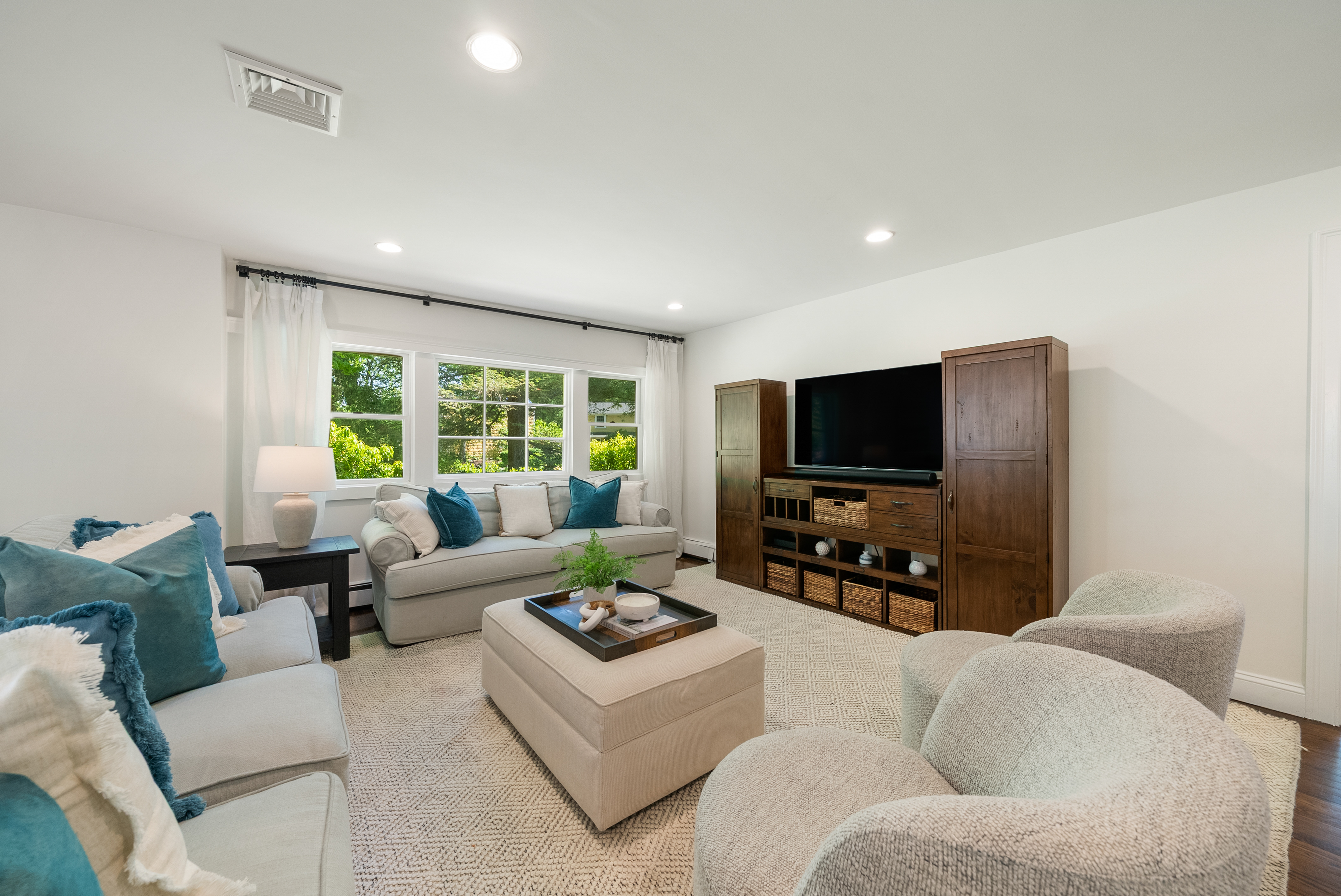  129 Dover Road, Westwood, MA, 02090 - 物件實景