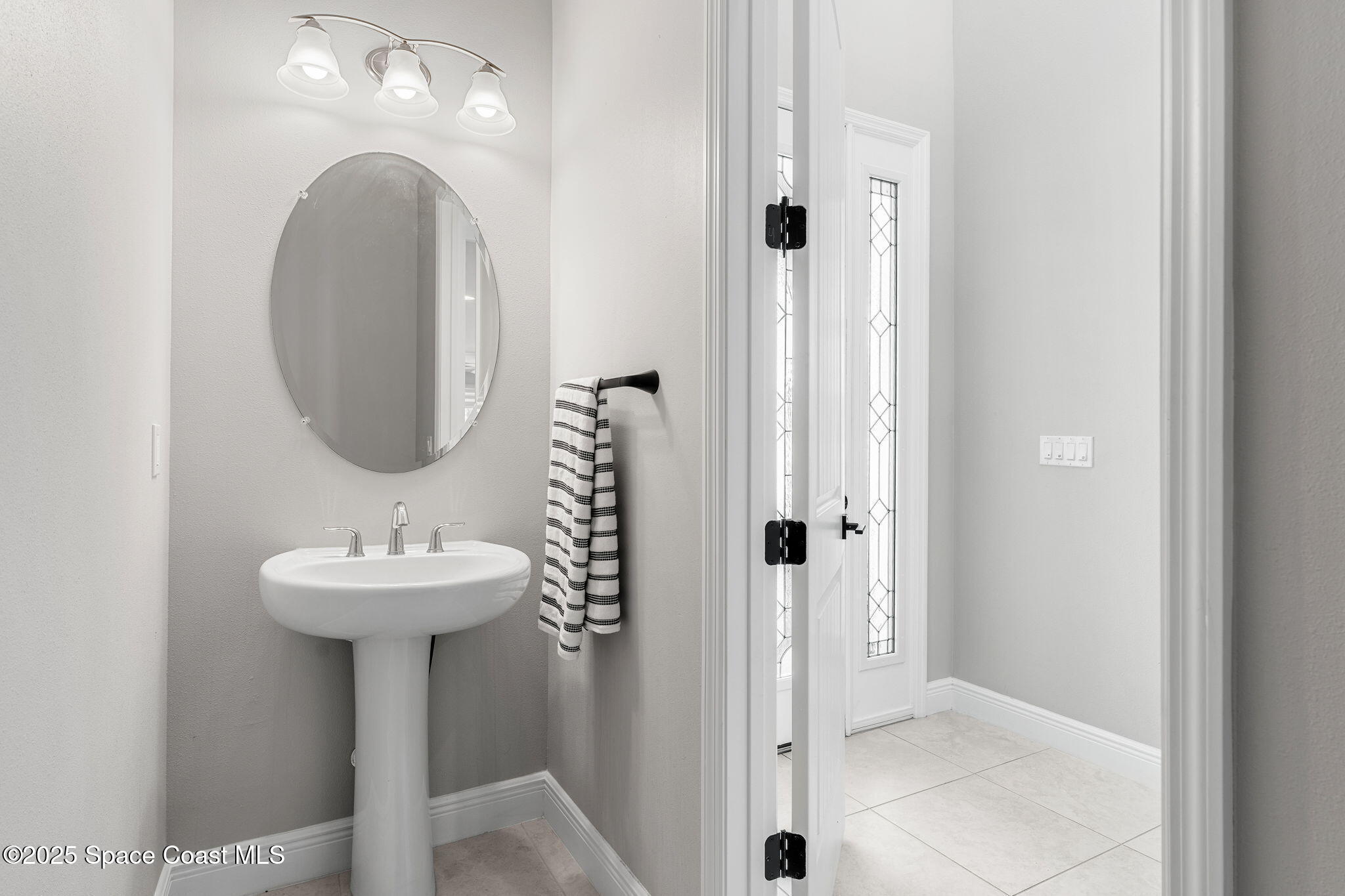 Melbourne, Florida, 32940, United States, 5 Bedrooms Bedrooms, ,6 BathroomsBathrooms,Residential,For Sale,2003365