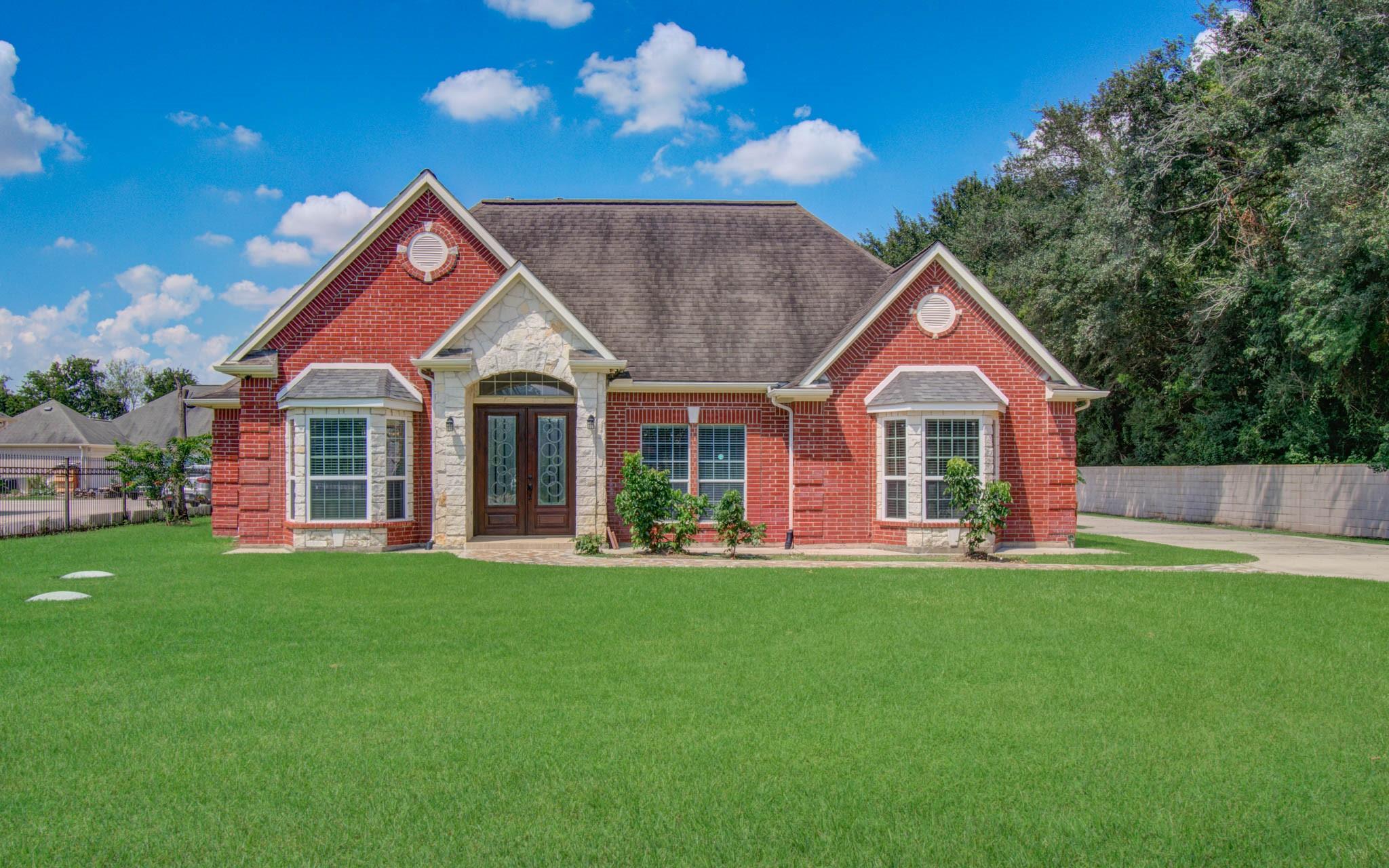 Houston, Texas, 77031, United States, 7 Bedrooms Bedrooms, ,6 BathroomsBathrooms,Residential,For Sale,1983766