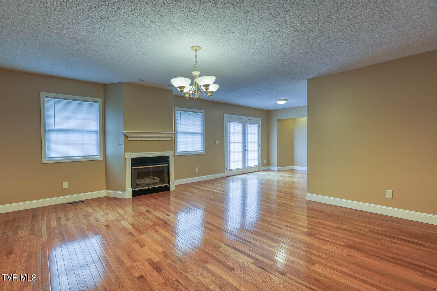 Rogersville, Tennessee, 37857, United States, 4 Bedrooms Bedrooms, ,4 BathroomsBathrooms,Residential,For Sale,1977931