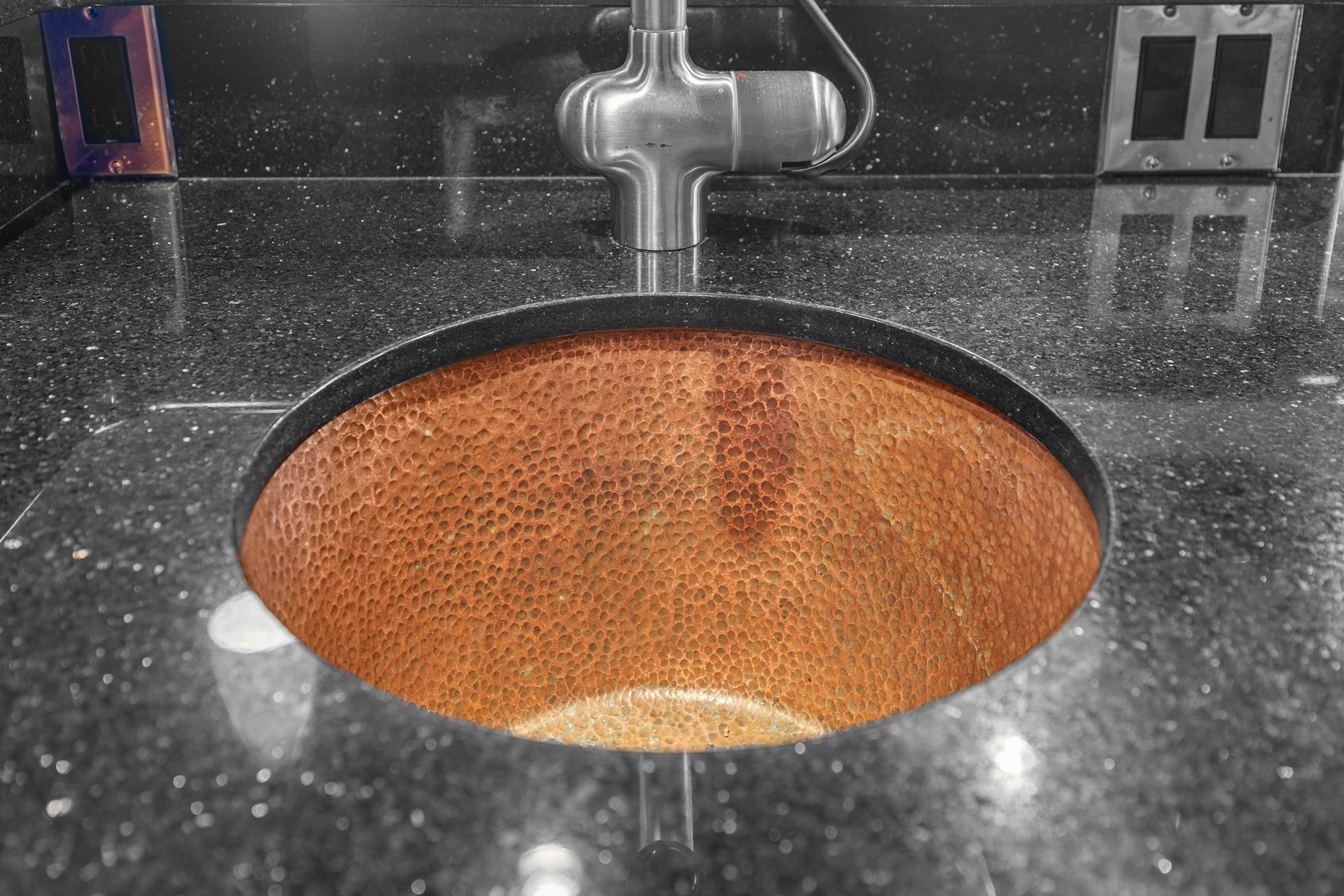  Log Estate overlooking Lake Coeur d