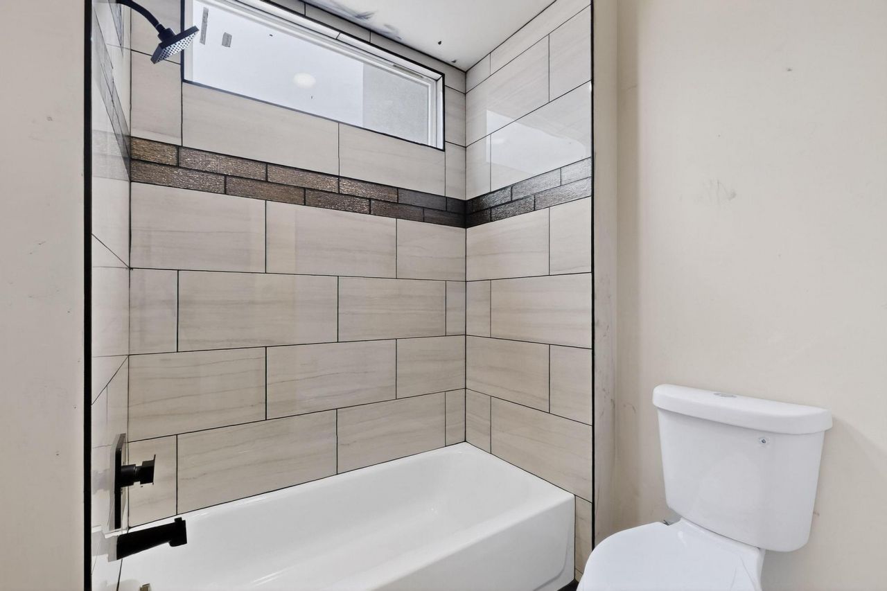 Albuquerque, New Mexico, 87120, United States, 3 Bedrooms Bedrooms, ,3 BathroomsBathrooms,Residential,For Sale,1876398