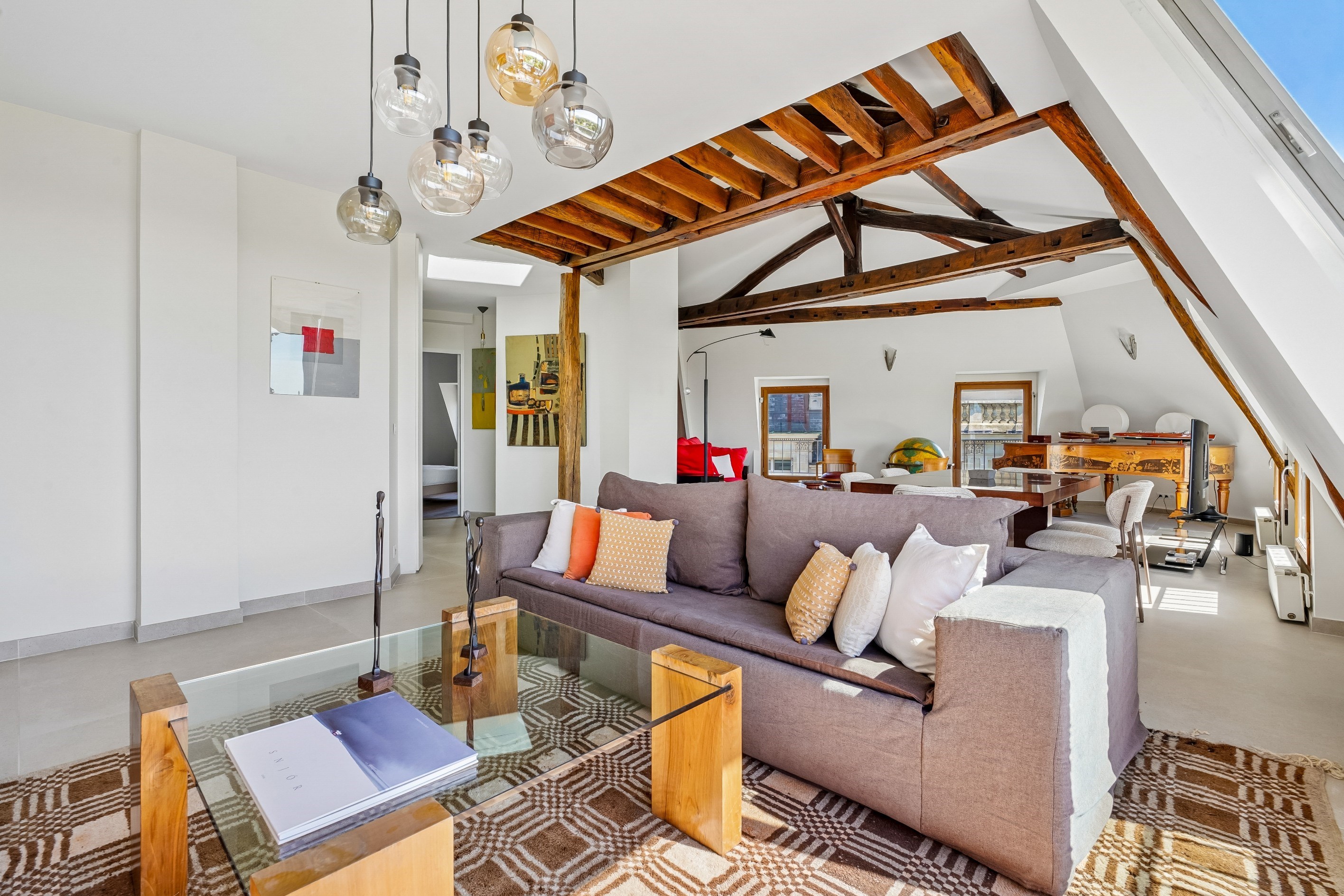  A pied-à-terre with exceptional views, just steps from the Champs-Élysées - 物件實景