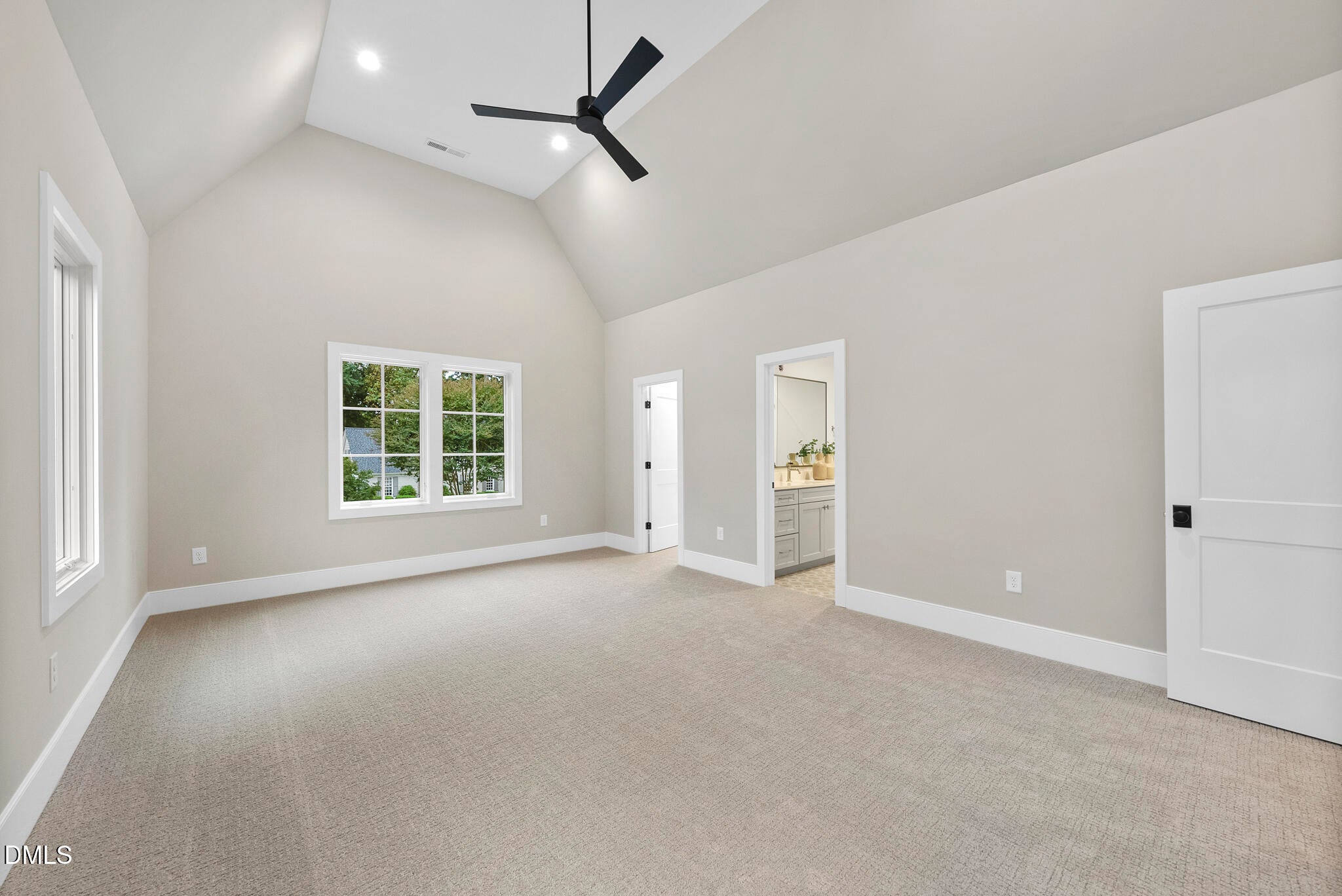 Raleigh, North Carolina, 27615, United States, 5 Bedrooms Bedrooms, ,6 BathroomsBathrooms,Residential,For Sale,1998897