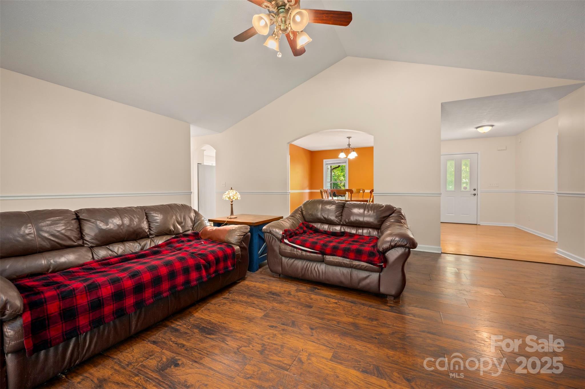 Zirconia, North Carolina, 28790, United States, 3 Bedrooms Bedrooms, ,2 BathroomsBathrooms,Residential,For Sale,1827884