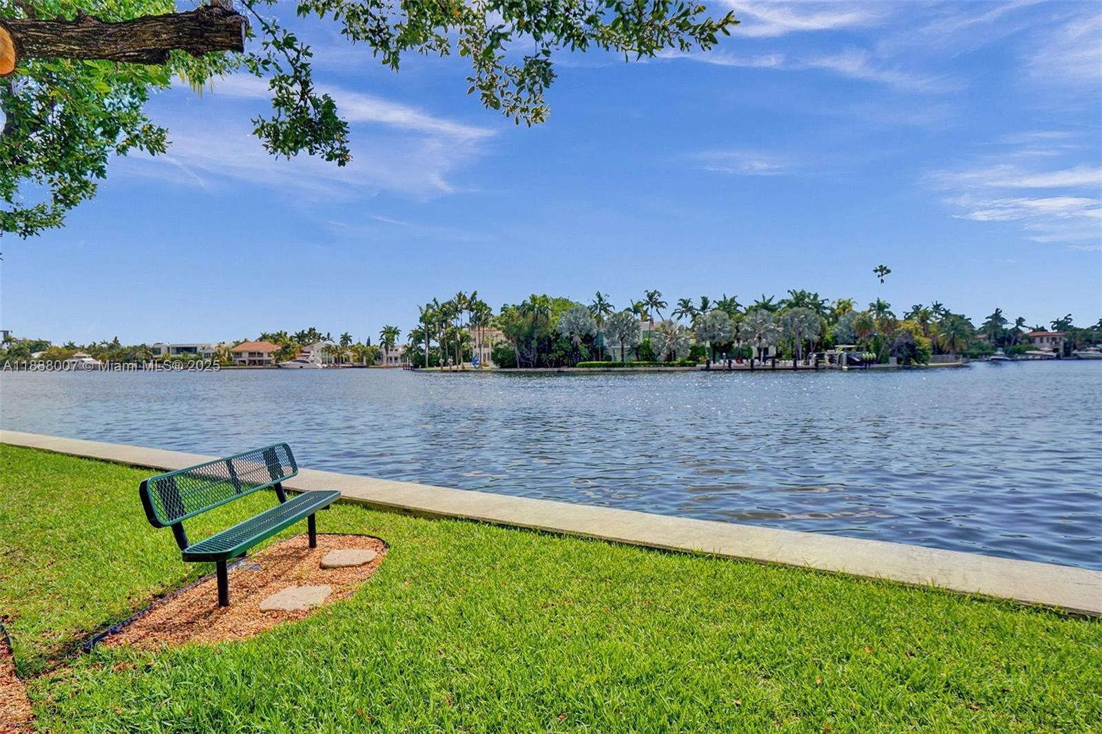 Aventura, Florida, 33180, United States, 2 Bedrooms Bedrooms, ,2 BathroomsBathrooms,Residential,For Sale,1954501