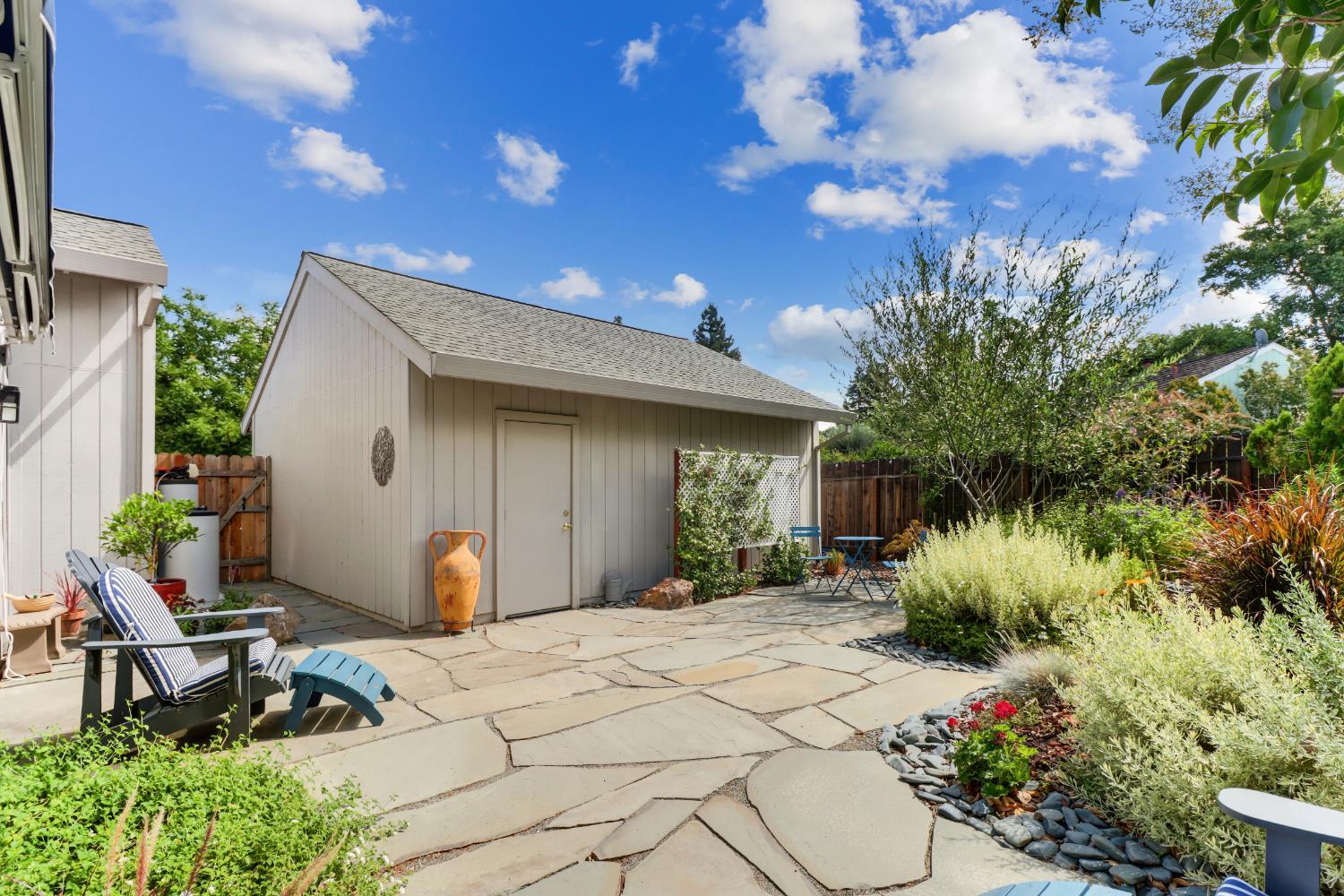 Davis, California, 95616, United States, 3 Bedrooms Bedrooms, ,2 BathroomsBathrooms,Residential,For Sale,1901059