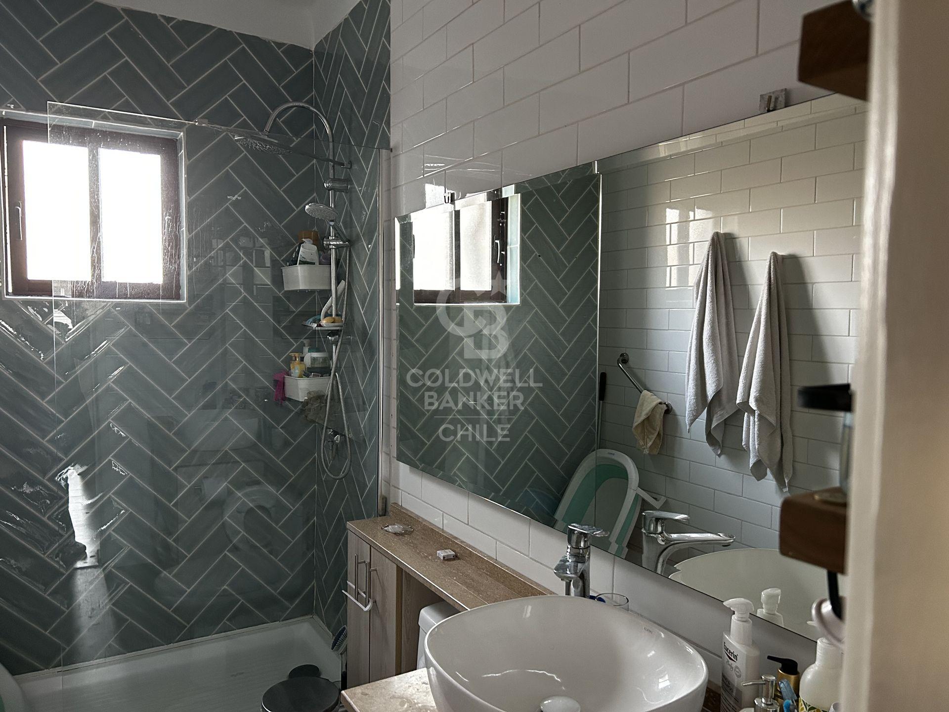 Providencia, Chile, 4 Bedrooms Bedrooms, ,3 BathroomsBathrooms,Residential,For Sale,1967947