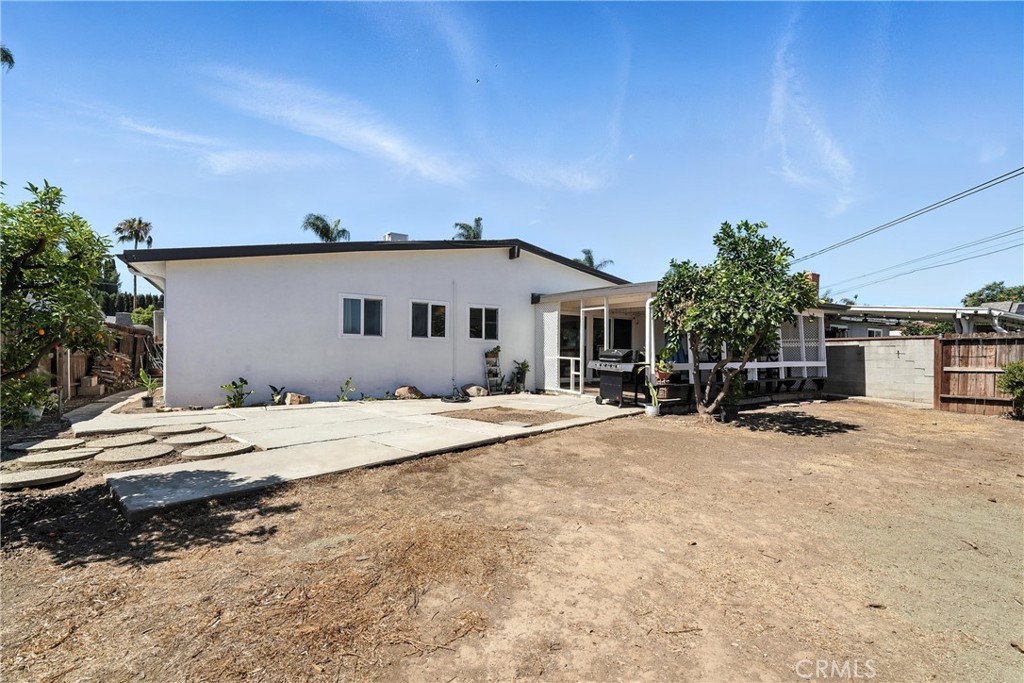 Corona, California, 92882, United States, 3 Bedrooms Bedrooms, ,2 BathroomsBathrooms,Residential,For Sale,1909453