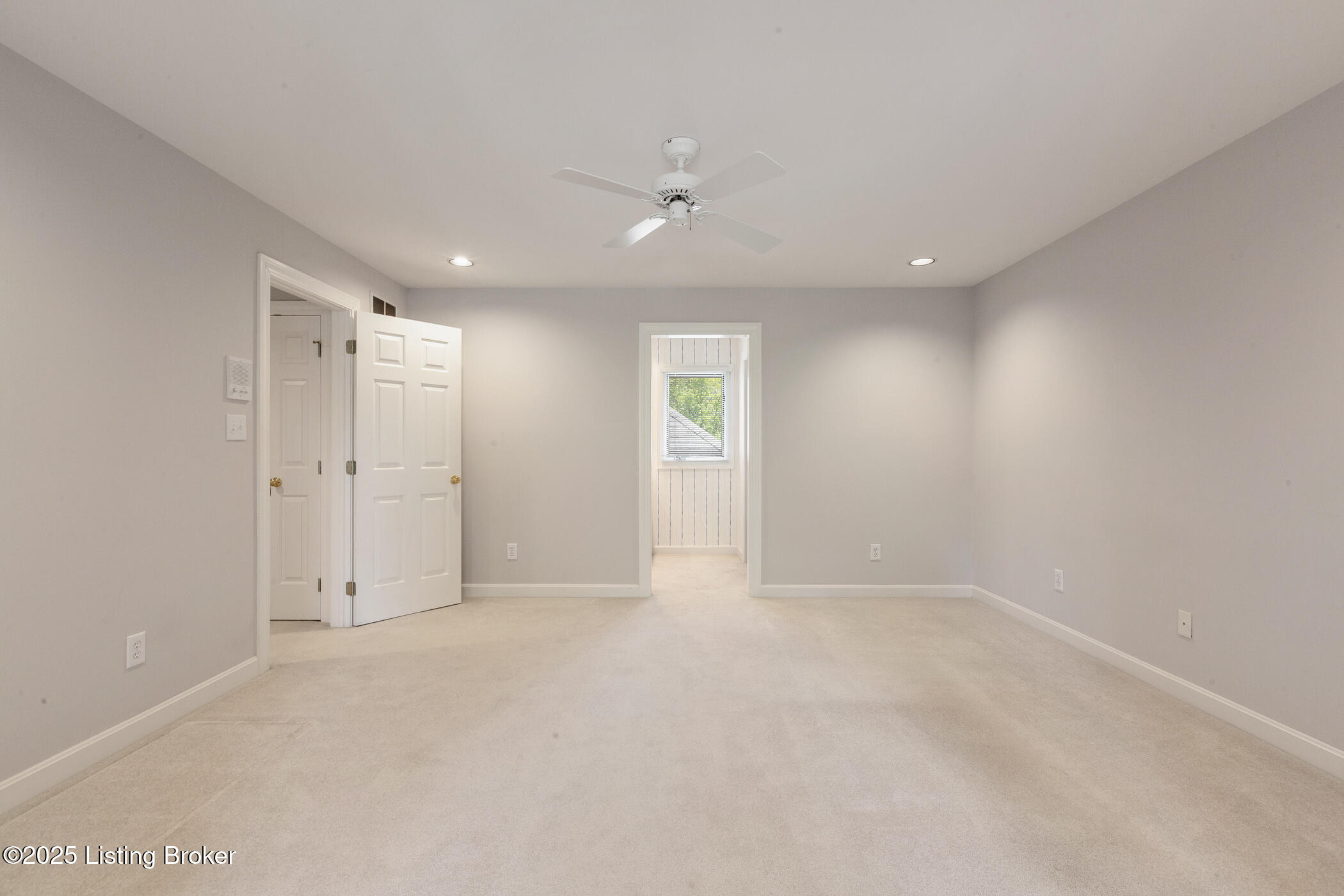 Prospect, Kentucky, 40059, United States, 3 Bedrooms Bedrooms, ,4 BathroomsBathrooms,Residential,For Sale,1754796