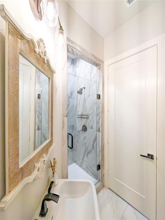 Mabank, Texas, 75156, United States, 3 Bedrooms Bedrooms, ,3 BathroomsBathrooms,Residential,For Sale,1827863
