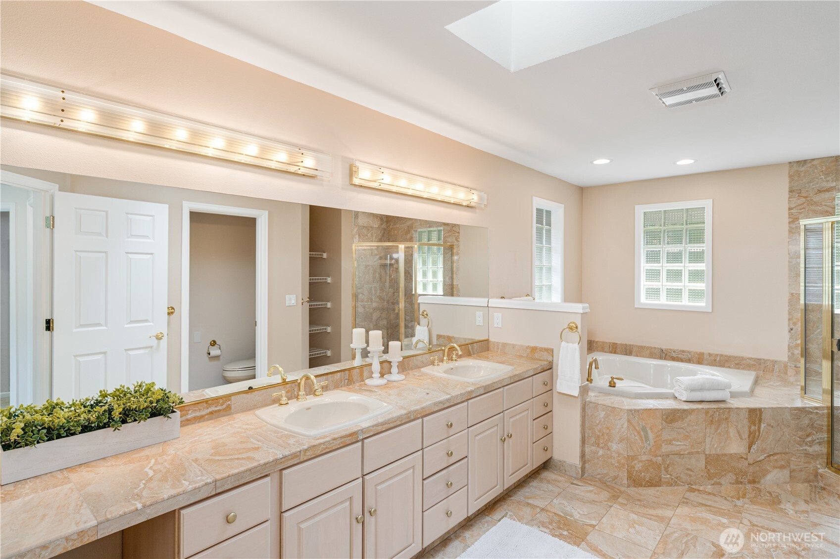 Port Ludlow, Washington, 98365, United States, 3 Bedrooms Bedrooms, ,3 BathroomsBathrooms,Residential,For Sale,1837703