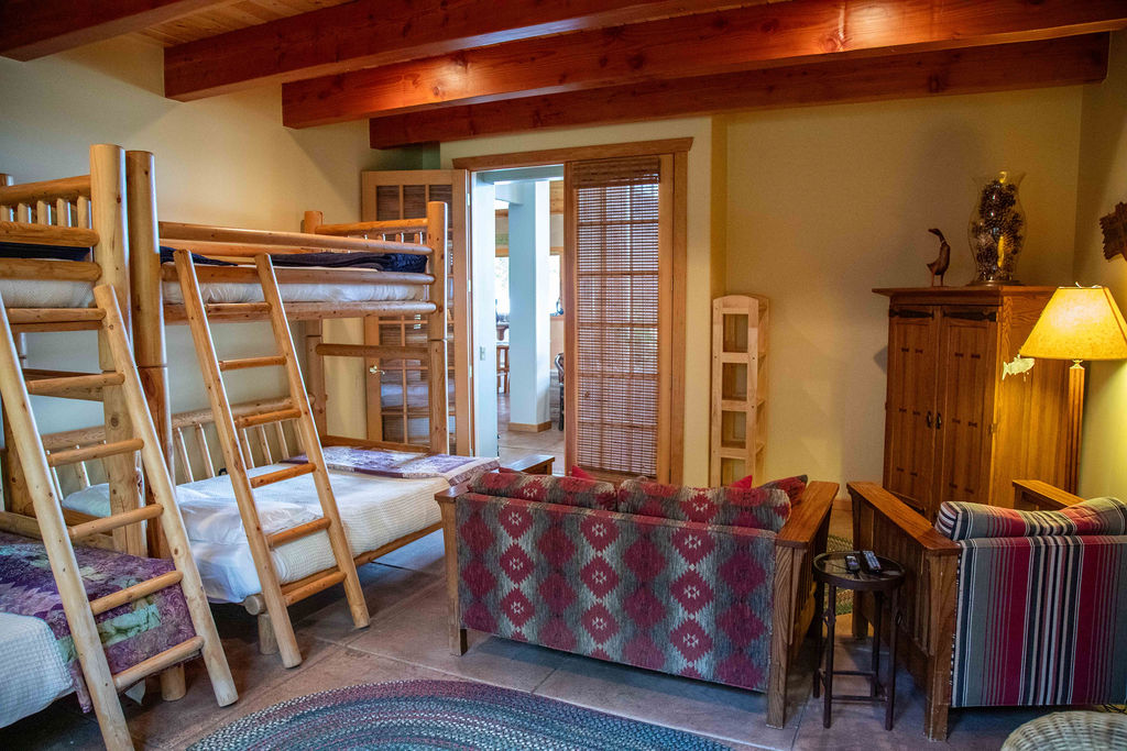 Hope, Idaho, 83836, United States, 3 Bedrooms Bedrooms, ,3 BathroomsBathrooms,Residential,For Sale,1975578