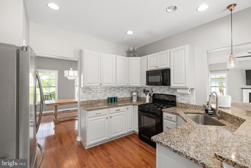 Milton, Delaware, 19968, United States, 4 Bedrooms Bedrooms, ,3 BathroomsBathrooms,Residential,For Sale,1804987