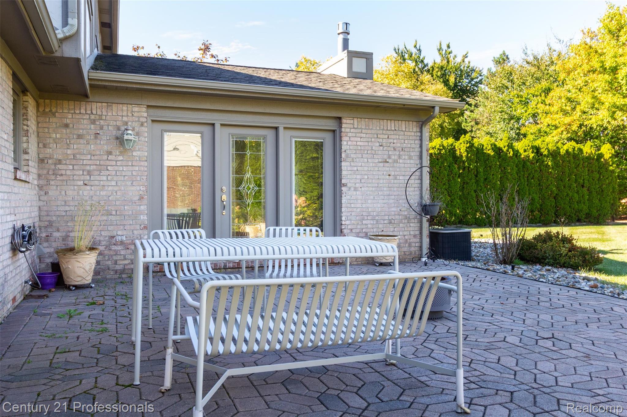 Troy, Michigan, 48084, United States, 4 Bedrooms Bedrooms, ,3 BathroomsBathrooms,Residential,For Sale,1976121