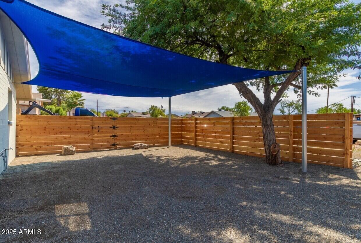 Phoenix, Arizona, 85021, United States, ,Residential,For Sale,1998189