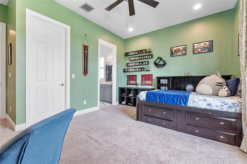 Port St Lucie, Florida, 34987, United States, 3 Bedrooms Bedrooms, ,4 BathroomsBathrooms,Residential,For Sale,2002131