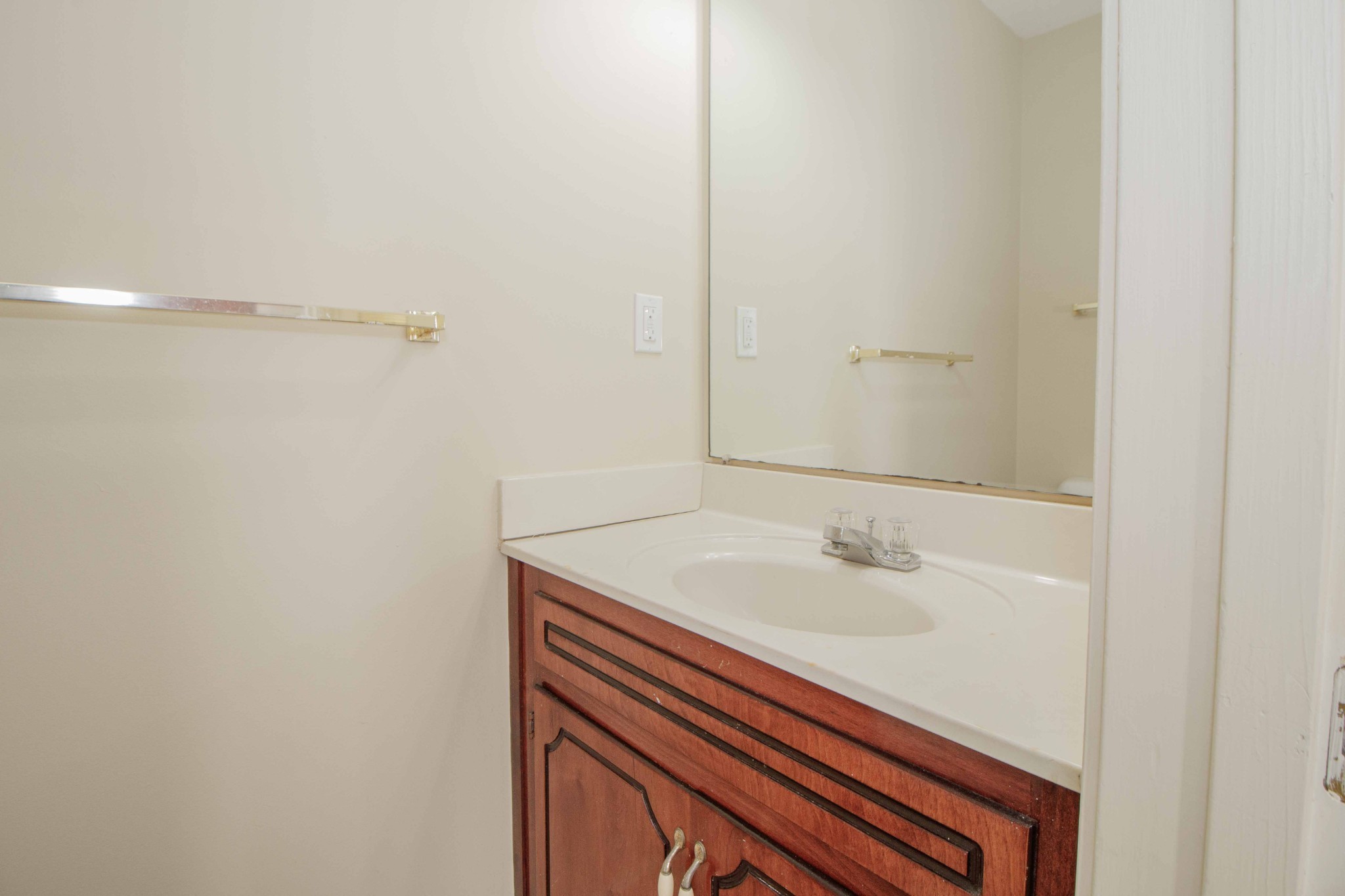 Clarksville, Tennessee, 37042, United States, ,Residential,For Sale,2013065