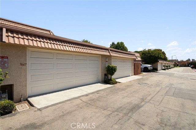Huntington Beach, California, 92648, United States, 2 Bedrooms Bedrooms, ,2 BathroomsBathrooms,Residential,For Sale,1903026