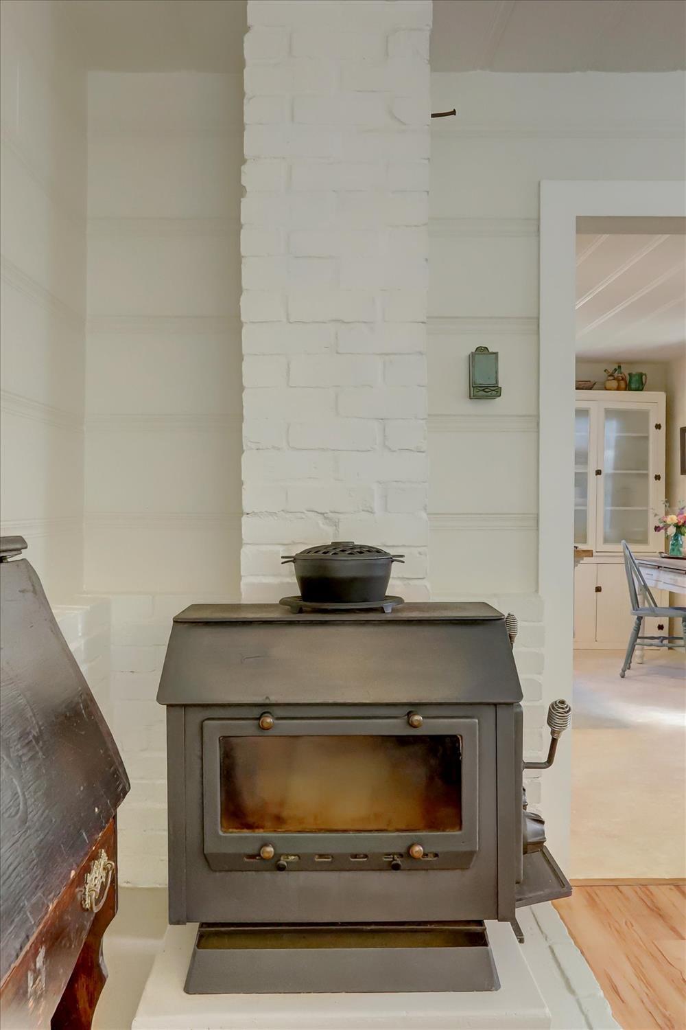 Nevada City, California, 95959, United States, 2 Bedrooms Bedrooms, ,1 BathroomBathrooms,Residential,For Sale,1982930