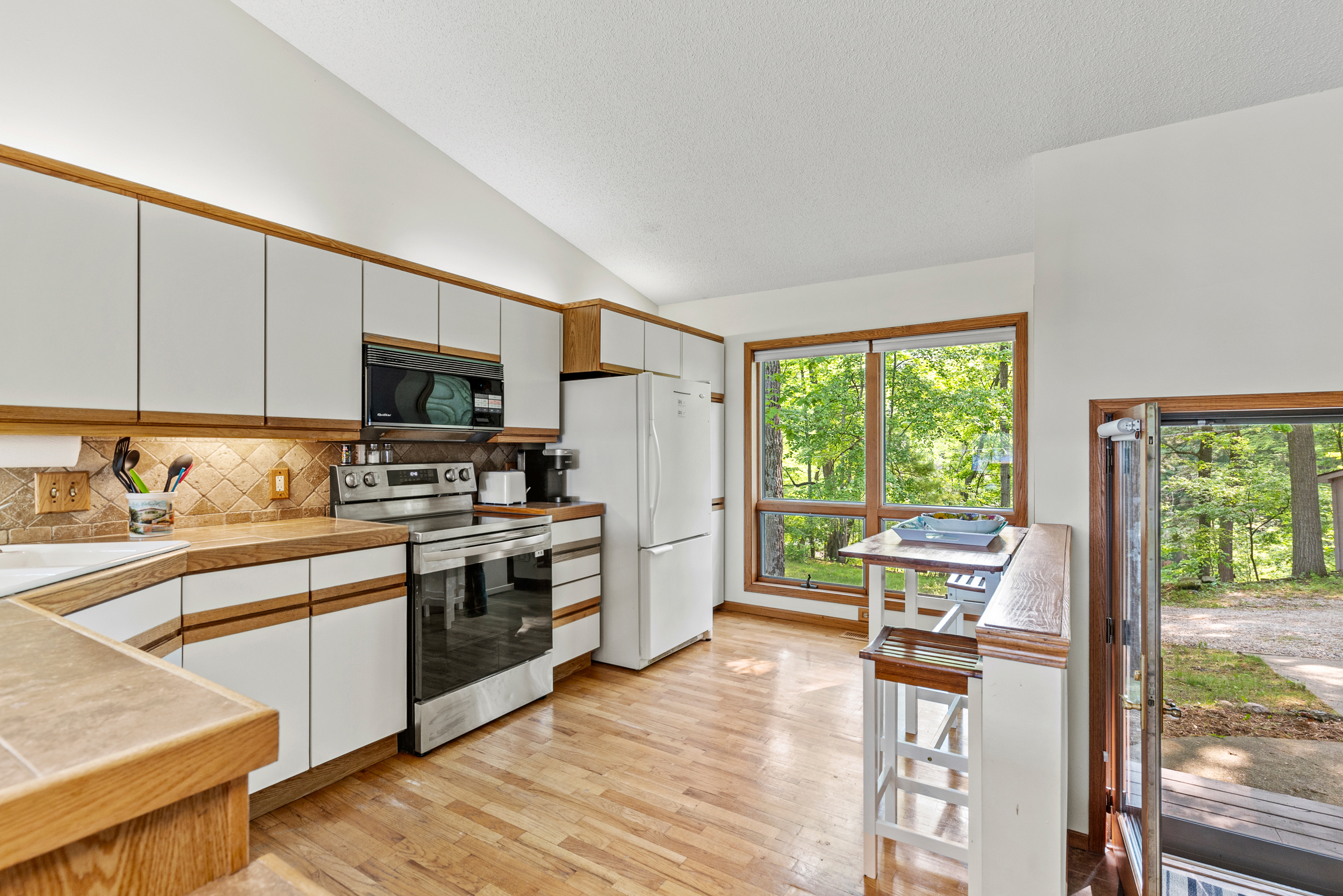 Mecosta, Michigan, 49332, United States, 3 Bedrooms Bedrooms, ,3 BathroomsBathrooms,Residential,For Sale,1861864