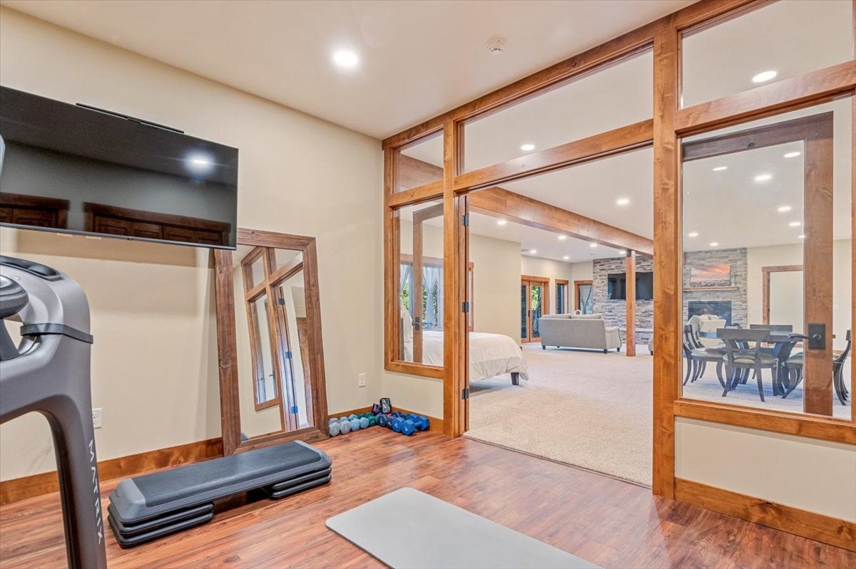 Clancy, Montana, 59634, United States, 6 Bedrooms Bedrooms, ,5 BathroomsBathrooms,Residential,For Sale,1873825