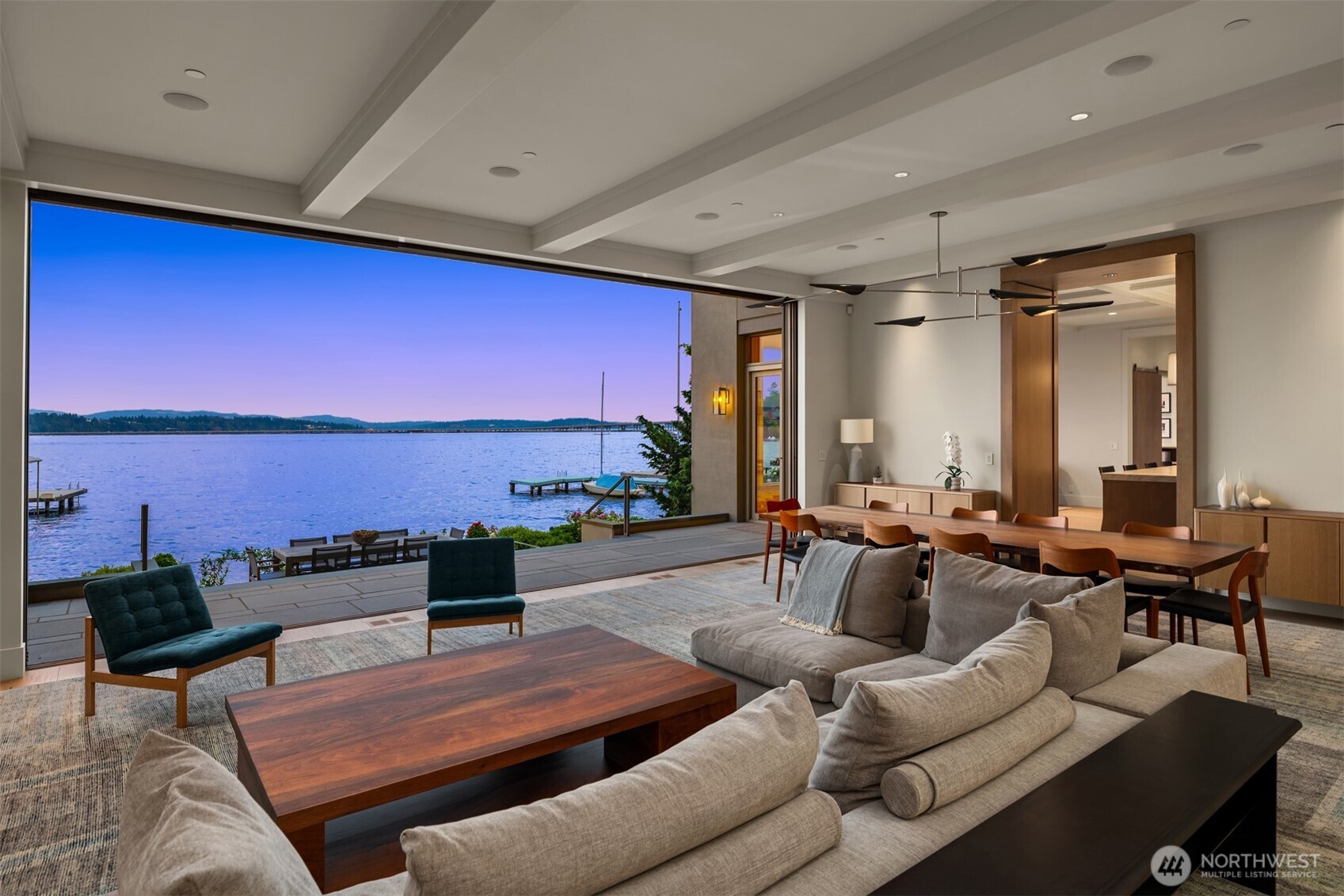 Seattle, Washington, 98105, United States, 6 Bedrooms Bedrooms, ,5 BathroomsBathrooms,Residential,For Sale,1993389