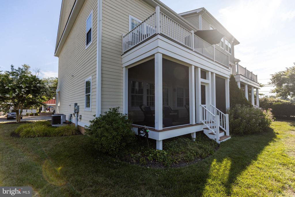 Chestertown, Maryland, 21620, United States, 2 Bedrooms Bedrooms, ,3 BathroomsBathrooms,Residential,For Sale,1949914