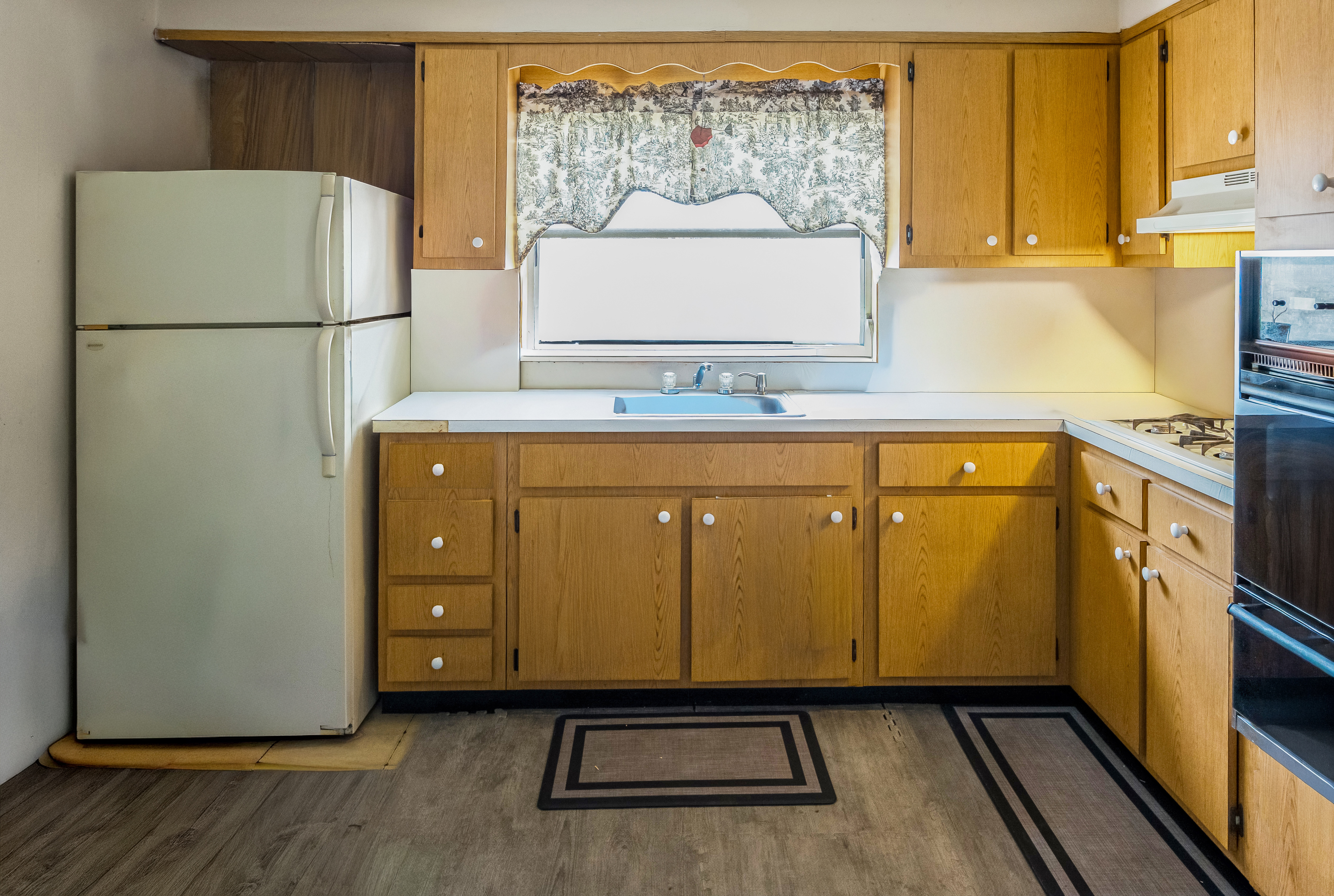 West Babylon, New York, 11704, United States, 5 Bedrooms Bedrooms, ,3 BathroomsBathrooms,Residential,For Sale,2048080