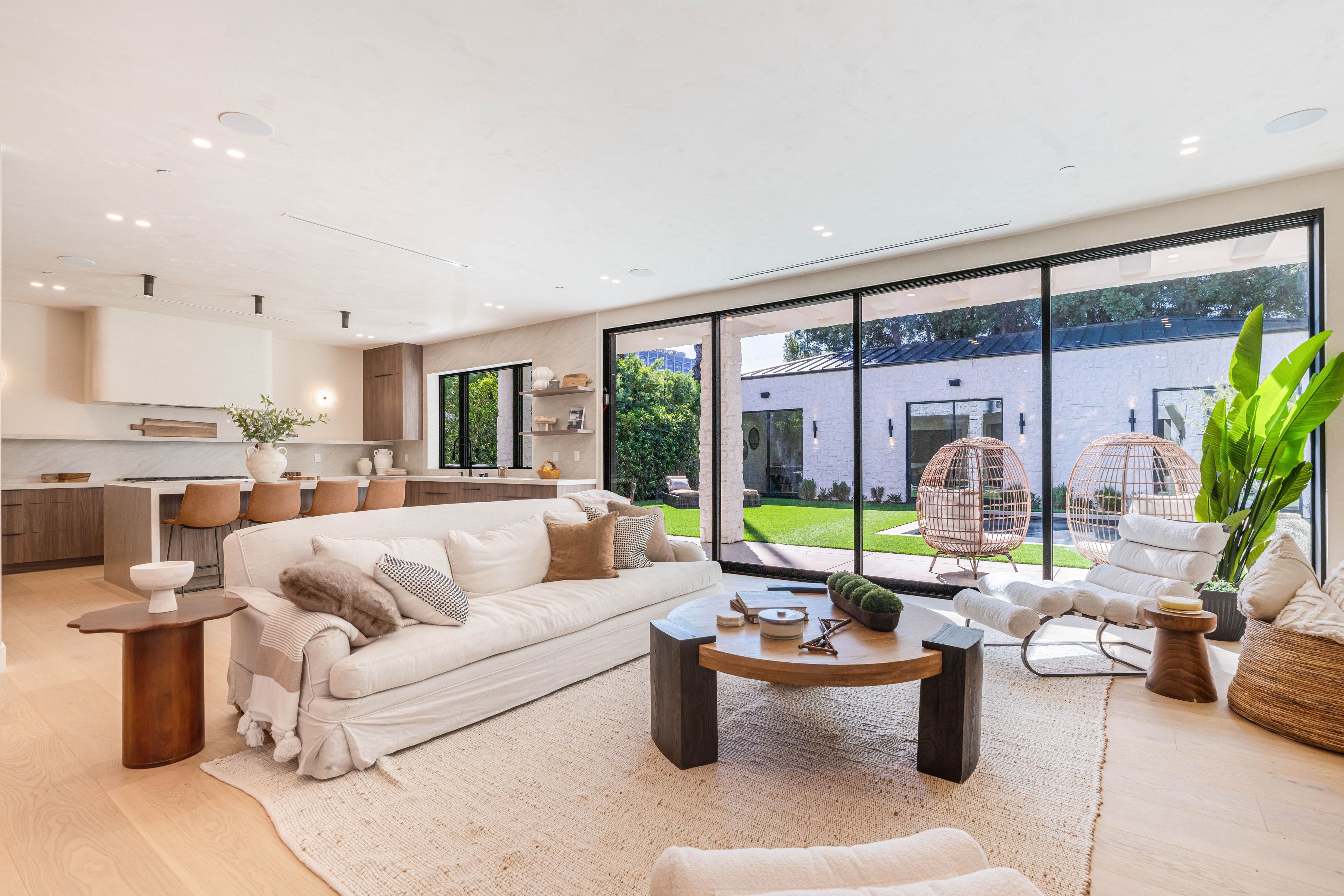  4759 Firmament Avenue - 物件實景