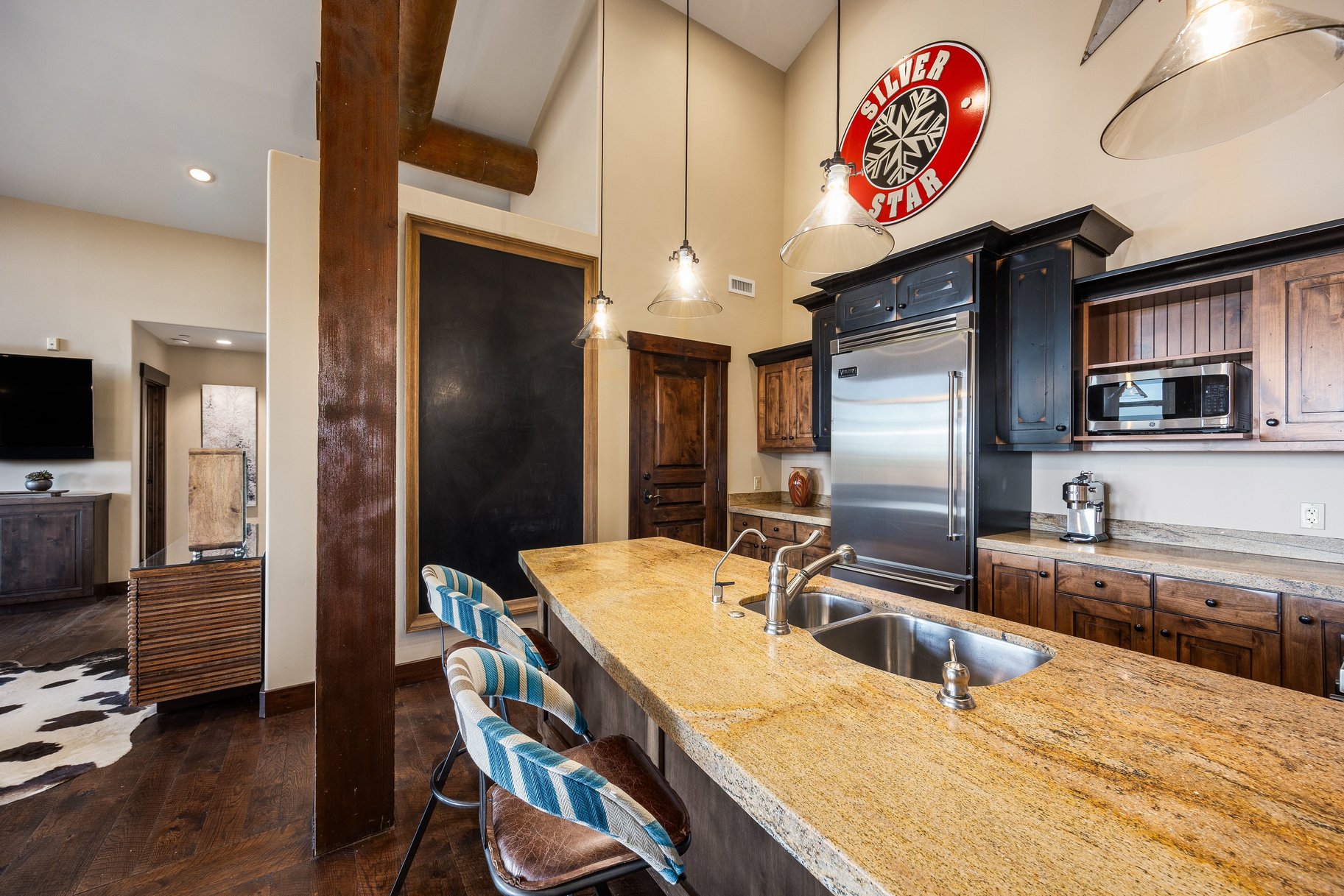  Top-Floor End Unit in Park City – Steps from the Silver Star Chairlift - 物件實景