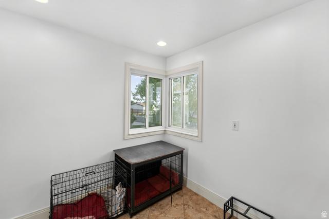Bountiful, Utah, 84010, United States, 4 Bedrooms Bedrooms, ,2 BathroomsBathrooms,Residential,For Sale,2048007