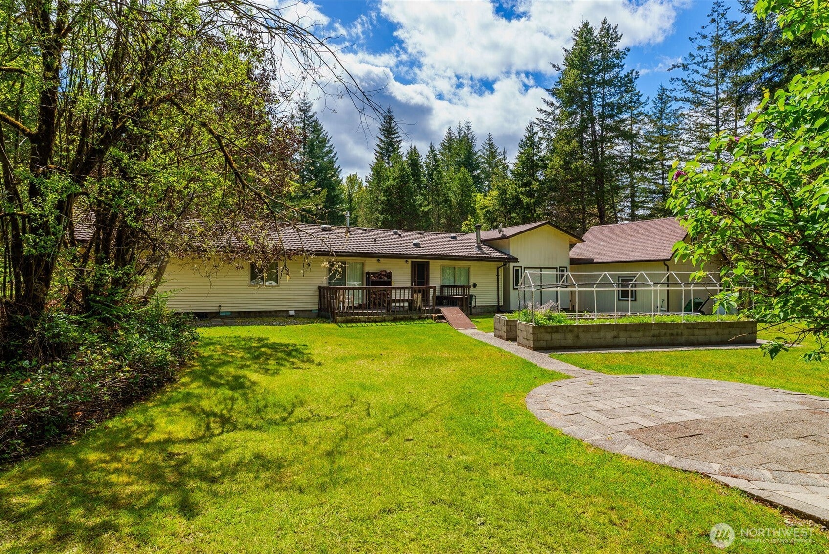 Port Orchard, Washington, 98367, United States, 3 Bedrooms Bedrooms, ,1 BathroomBathrooms,Residential,For Sale,1804600