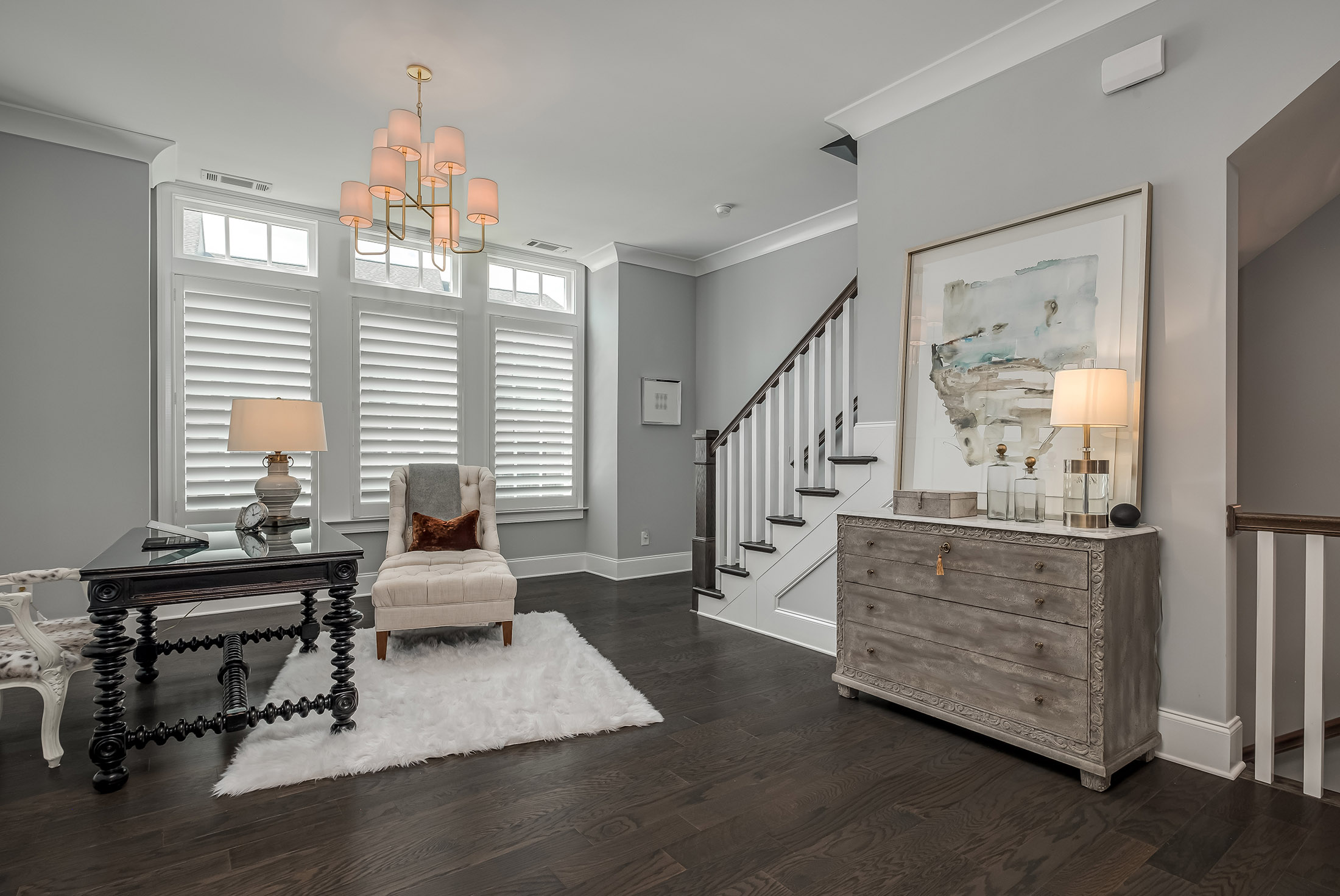  Sophisticated, Impeccably Maintained and Thoughtfully Upgraded Townhome - 物件實景