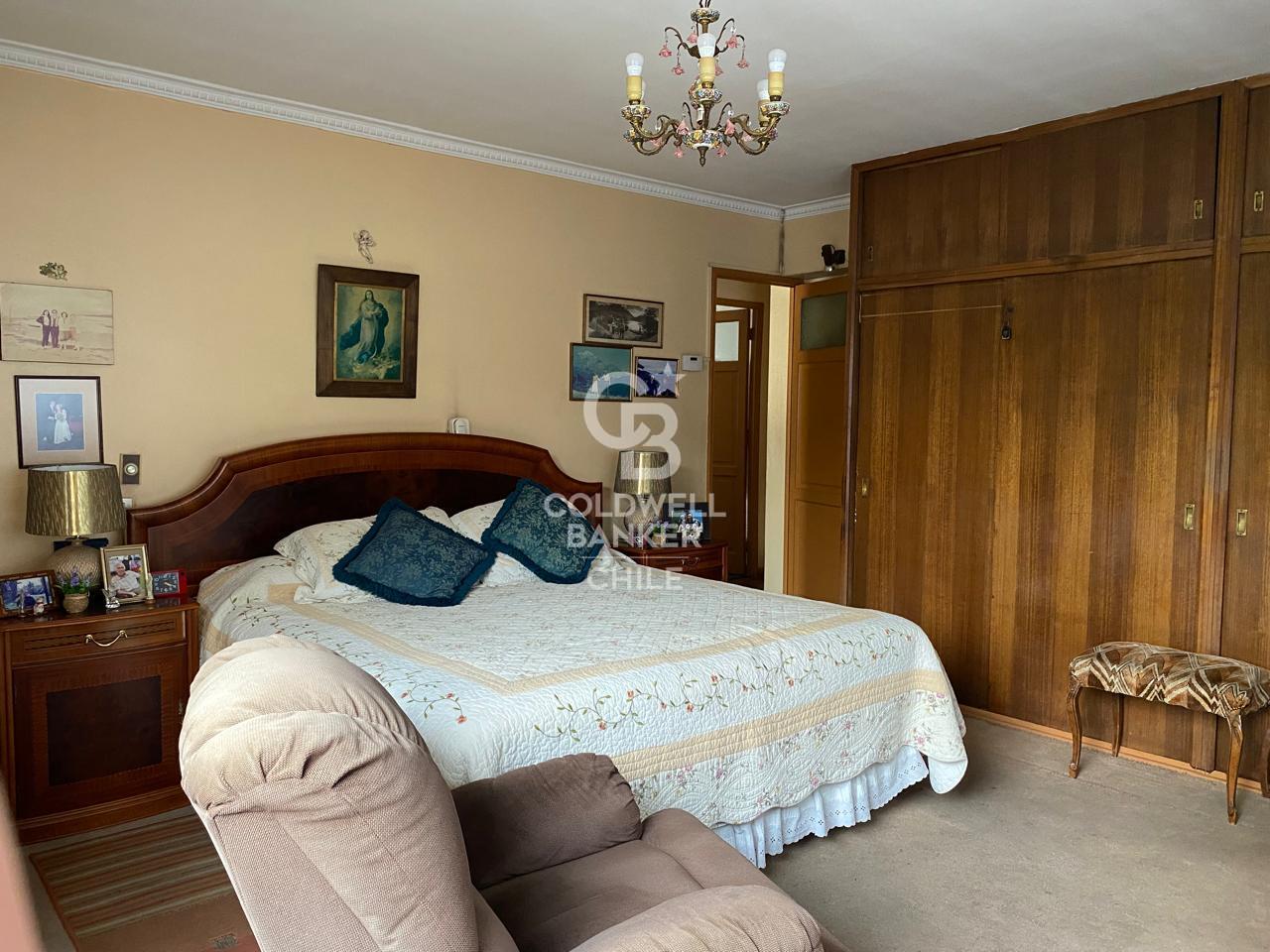 La Reina, Chile, 5 Bedrooms Bedrooms, ,3 BathroomsBathrooms,Residential,For Sale,1908437