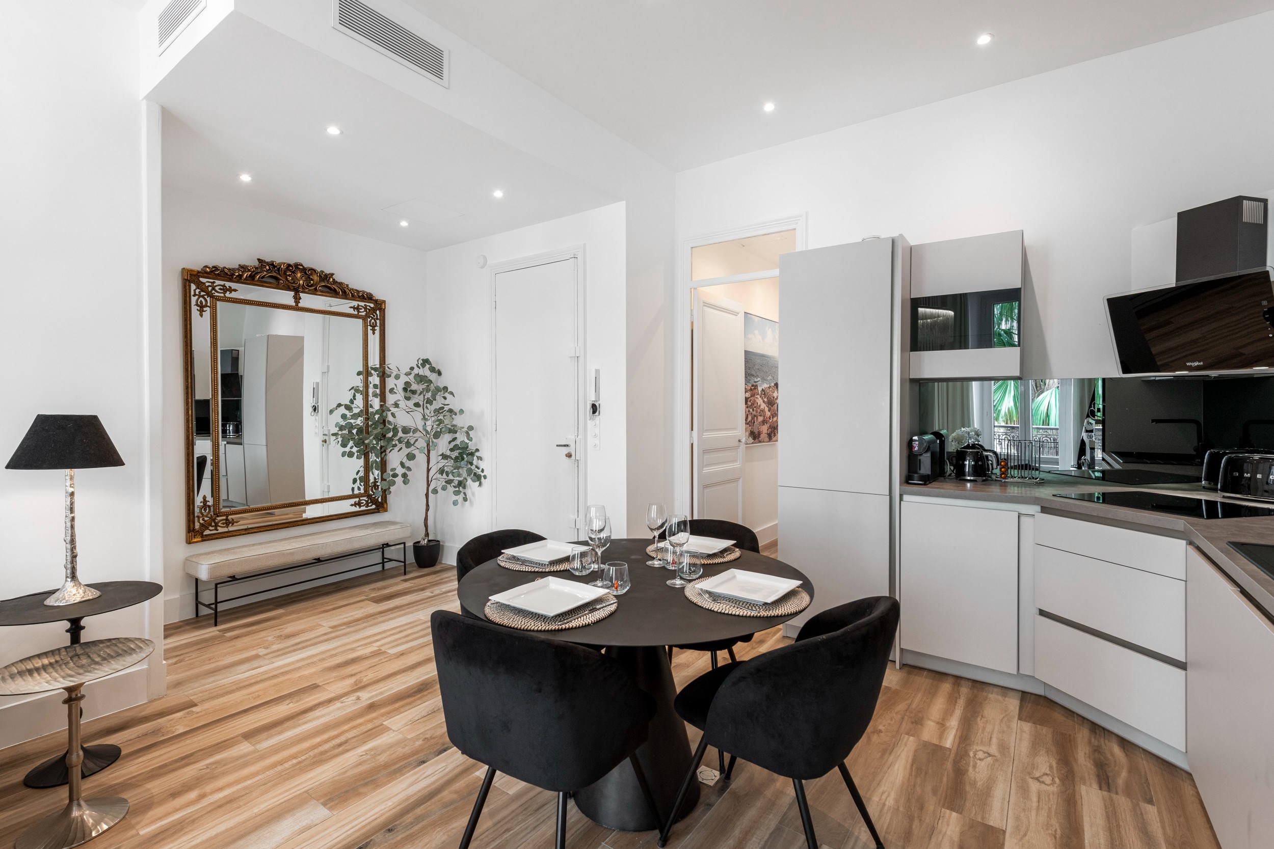  Cannes Banane, 87 sqm three bedroom apartment near the Palais des Festivals - 物件實景