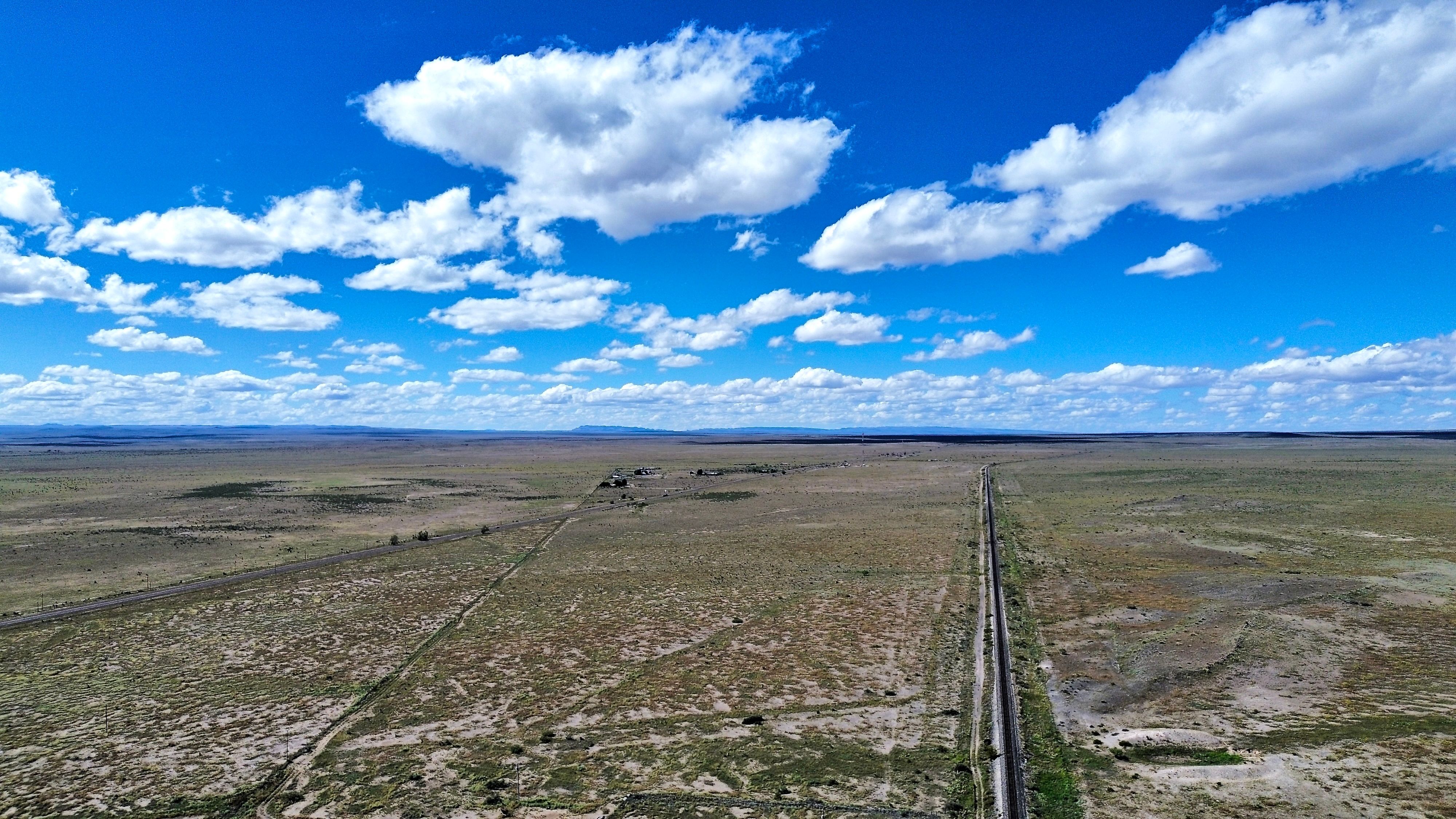  18311 Hwy 90, Marfa, TX 79843 - 物件實景