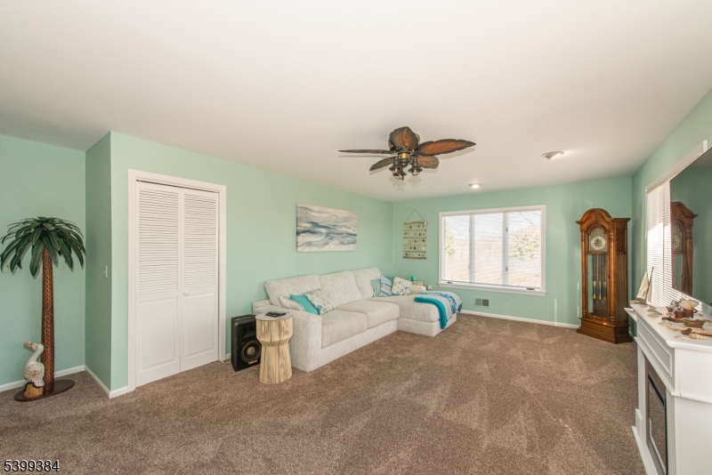 Wharton Boro, New Jersey, 07885, United States, 3 Bedrooms Bedrooms, ,2 BathroomsBathrooms,Residential,For Sale,2003282